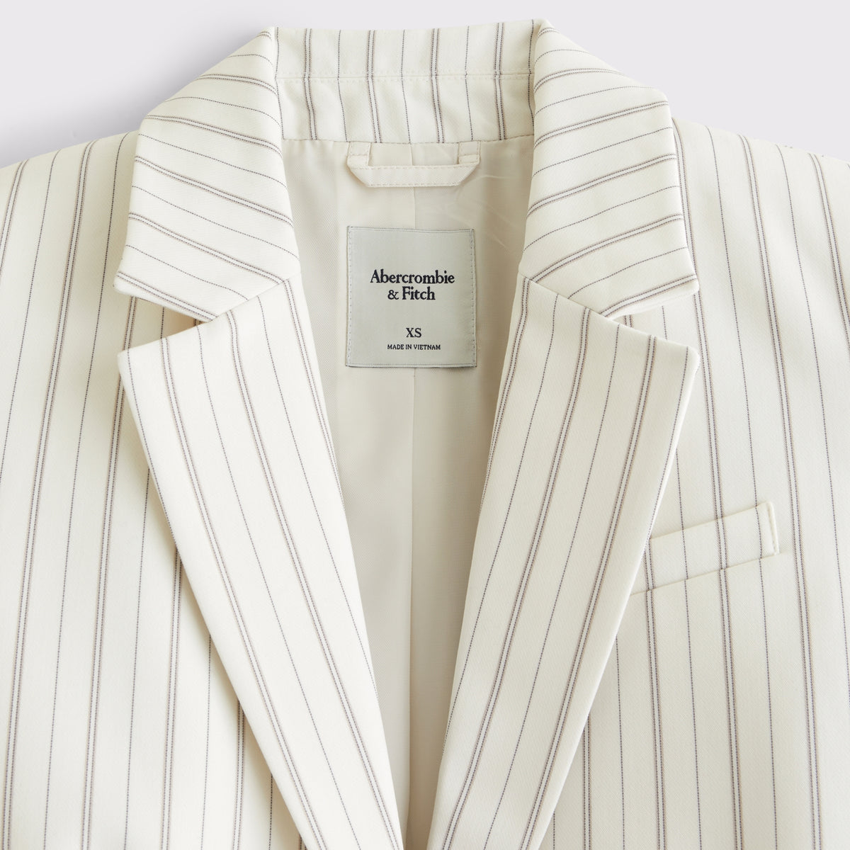 Abercrombie Nipped-Waist Suiting Blazer