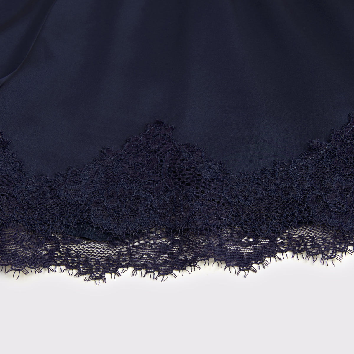 Abercrombie Lace-Trim Satin Short