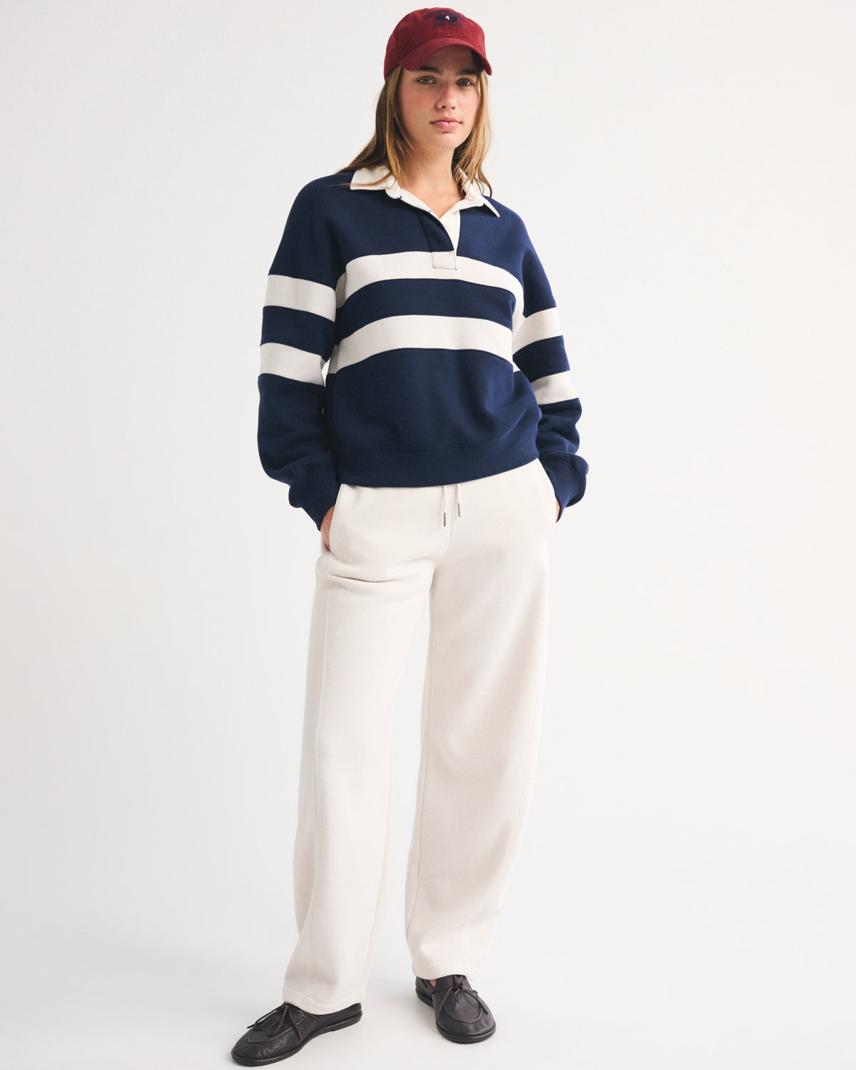 Abercrombie Sunday High Rise Forward Seam Barrel Sweatpant