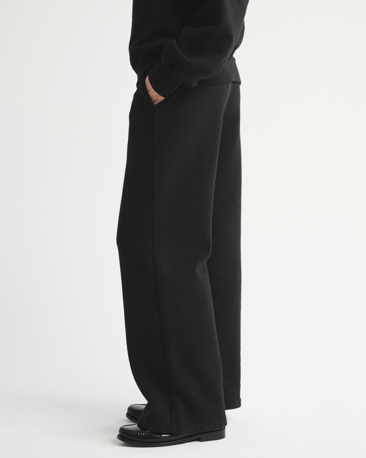 Abercrombie Sunday High Rise Wide Leg Sweatpant