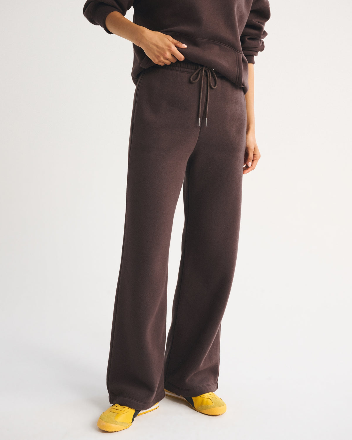 Abercrombie Sunday High Rise Wide Leg Sweatpant