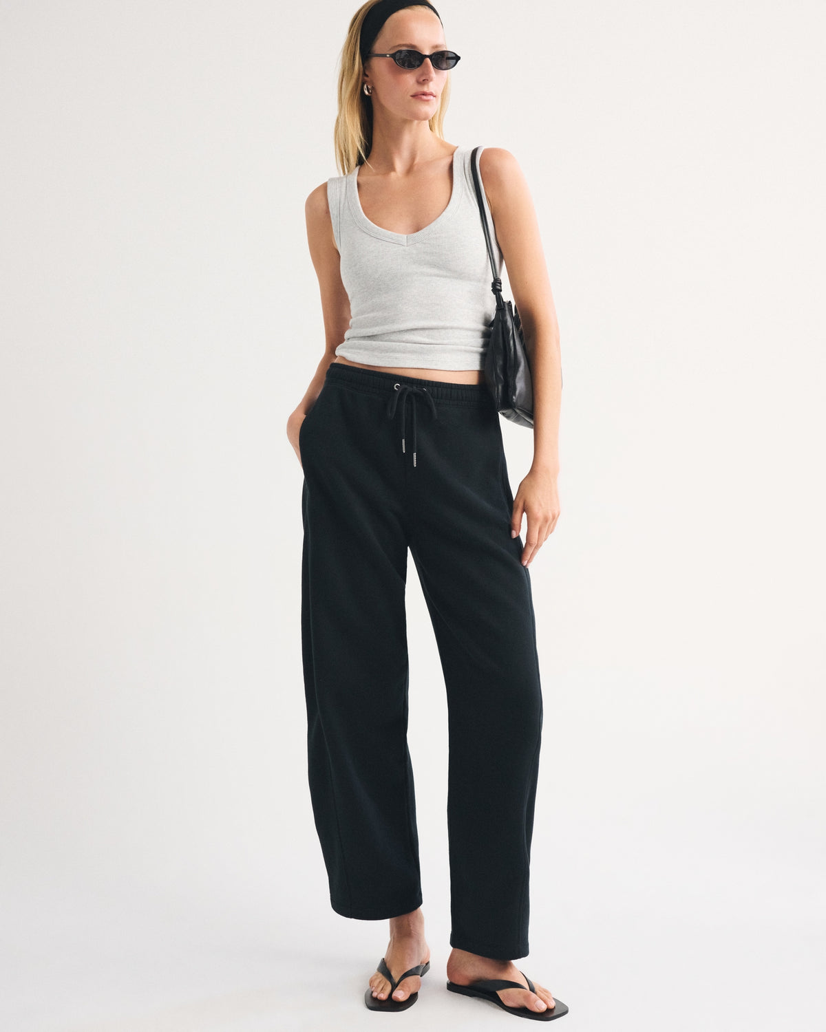 Abercrombie Sunday High Rise Forward Seam Barrel Sweatpant