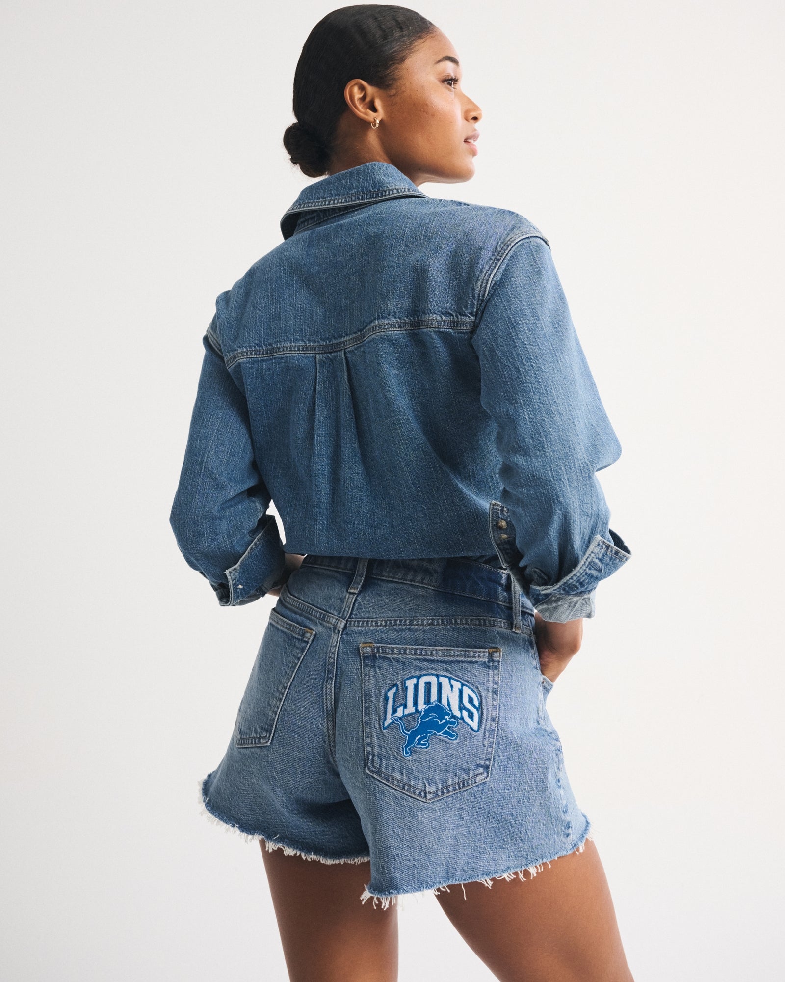 Abercrombie Curve Love Mid Rise A-Line Short