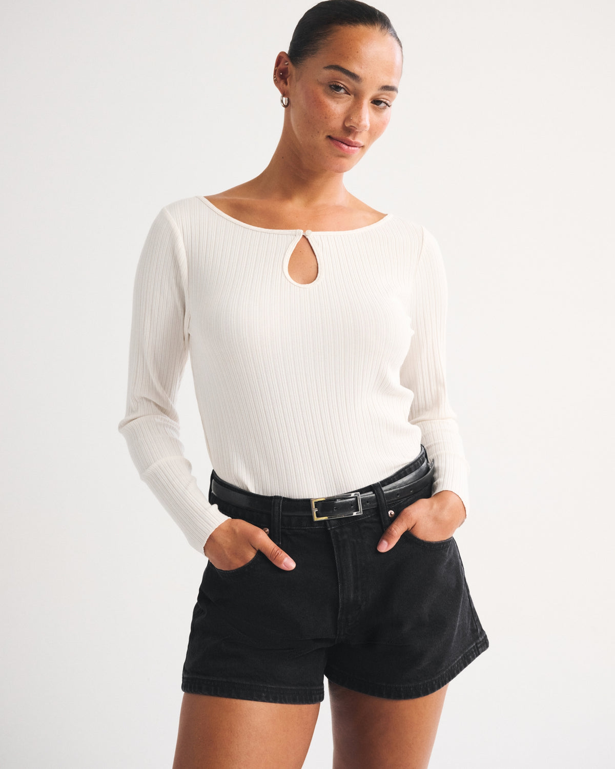 Abercrombie Curve Love High Rise 90s Relaxed Short