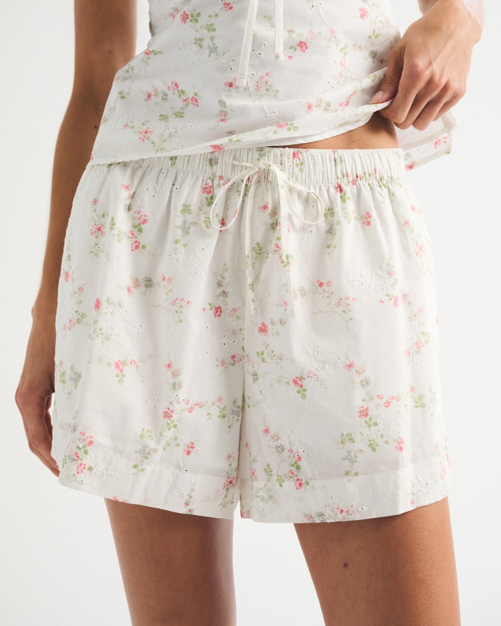 Abercrombie High Rise Pull-On Short