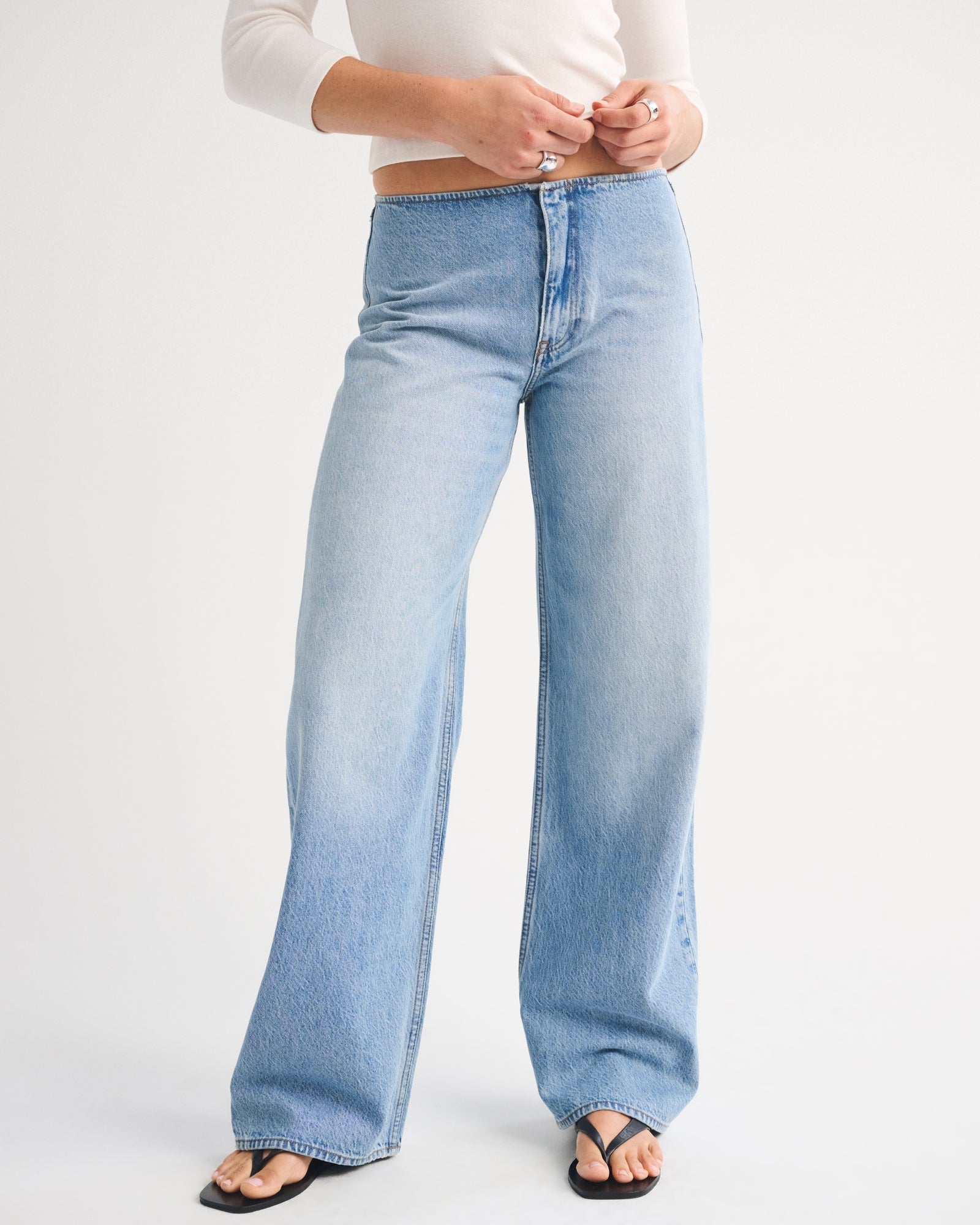 Abercrombie Clean Waist Low Rise Ultra Loose Jean