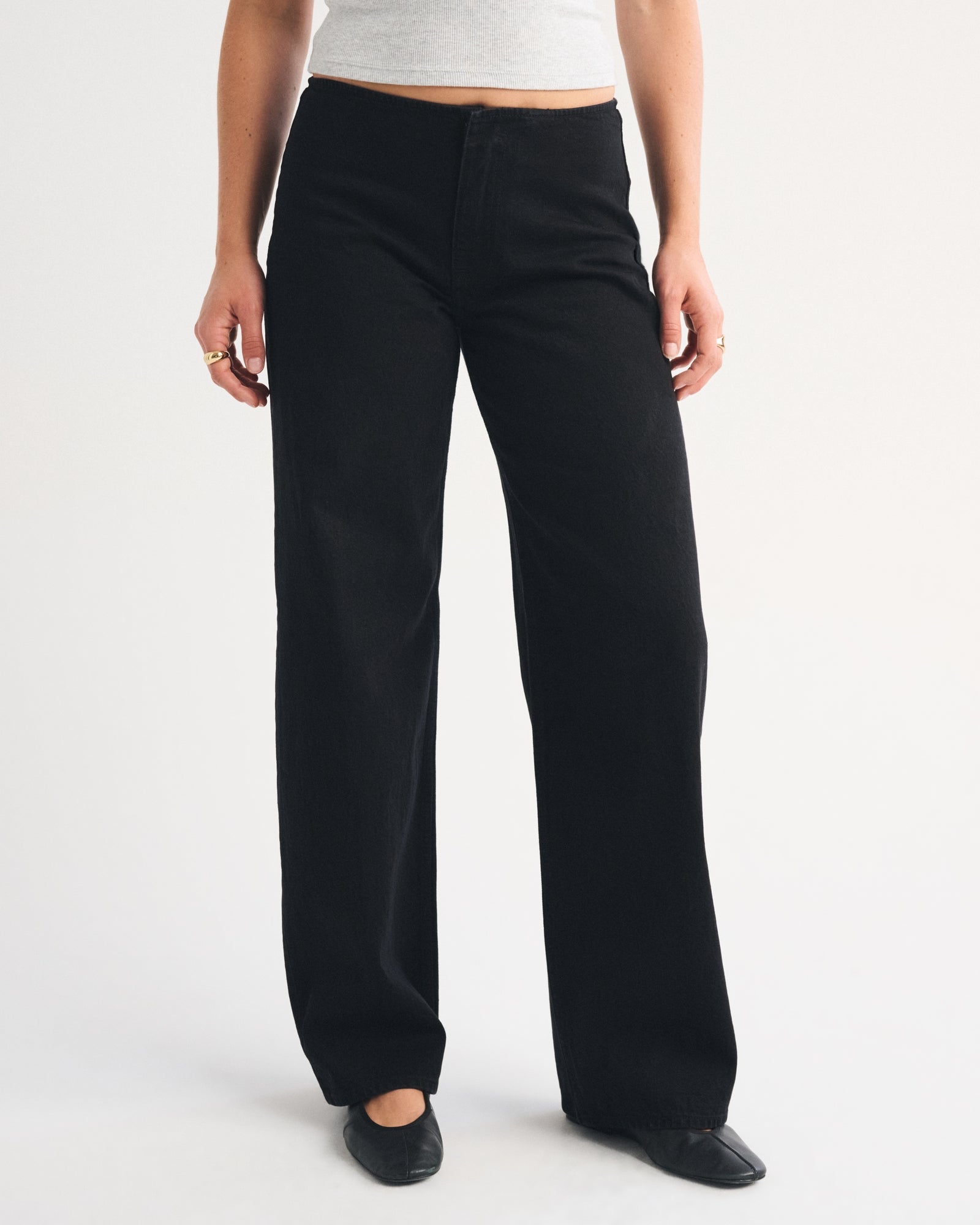 Abercrombie Clean Waist Low Rise Ultra Loose Jean