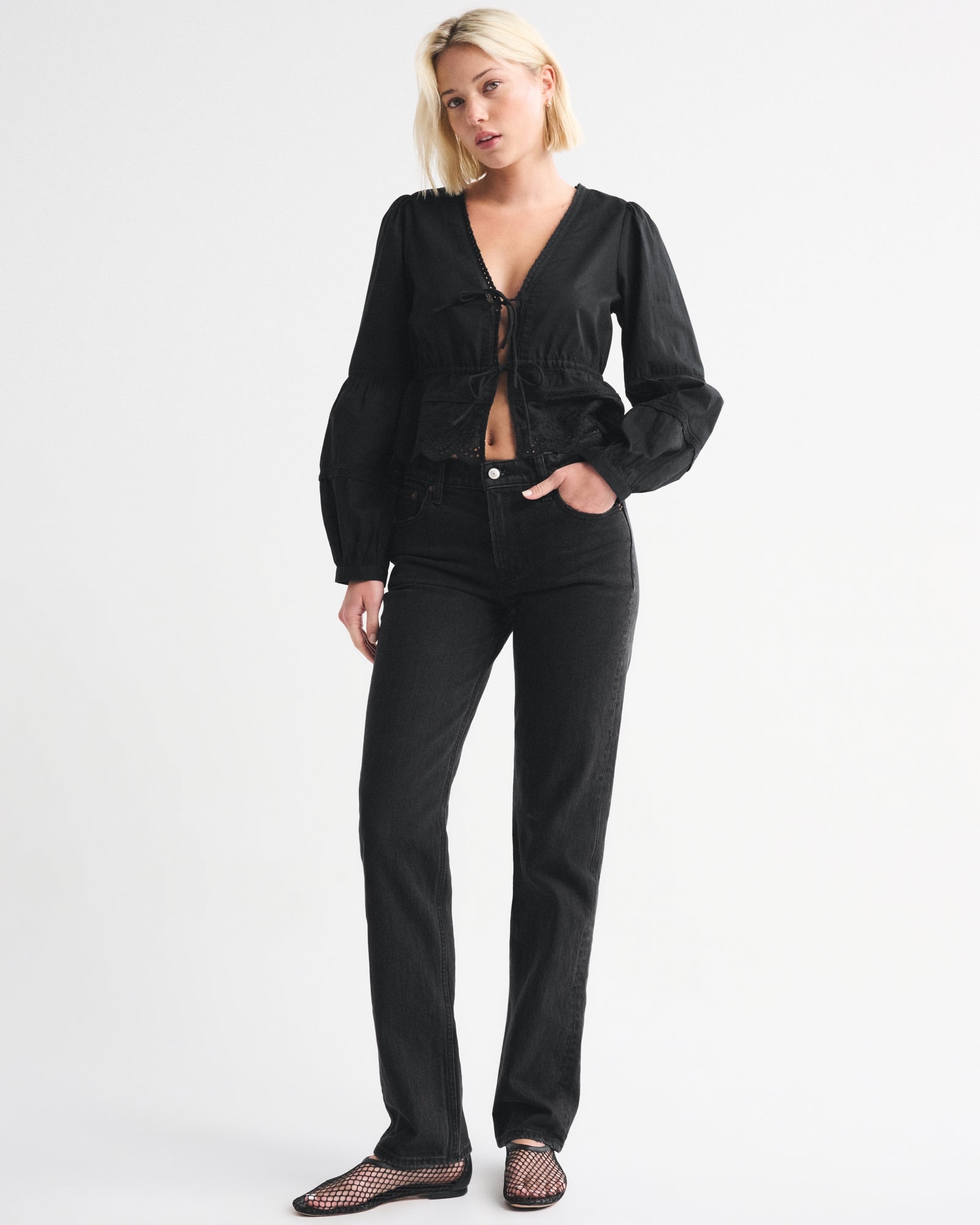 Abercrombie Mid Rise 90s Straight Jean