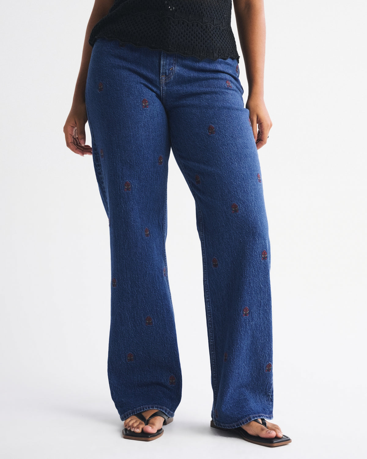 Abercrombie Curve Love High Rise 90s Relaxed Floral Embroidered Jean