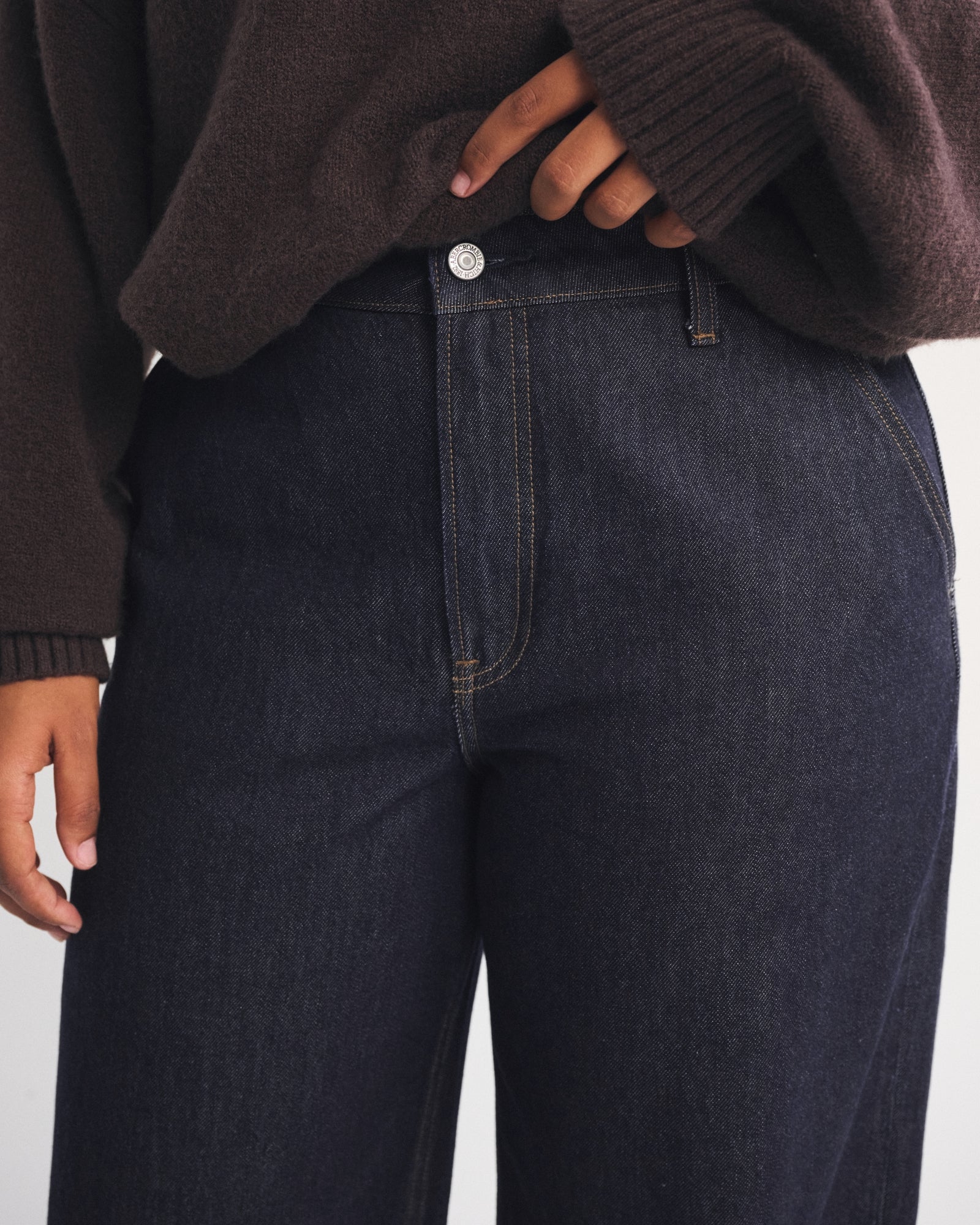 Abercrombie Curve Love High Rise Wide Leg Trouser Jean