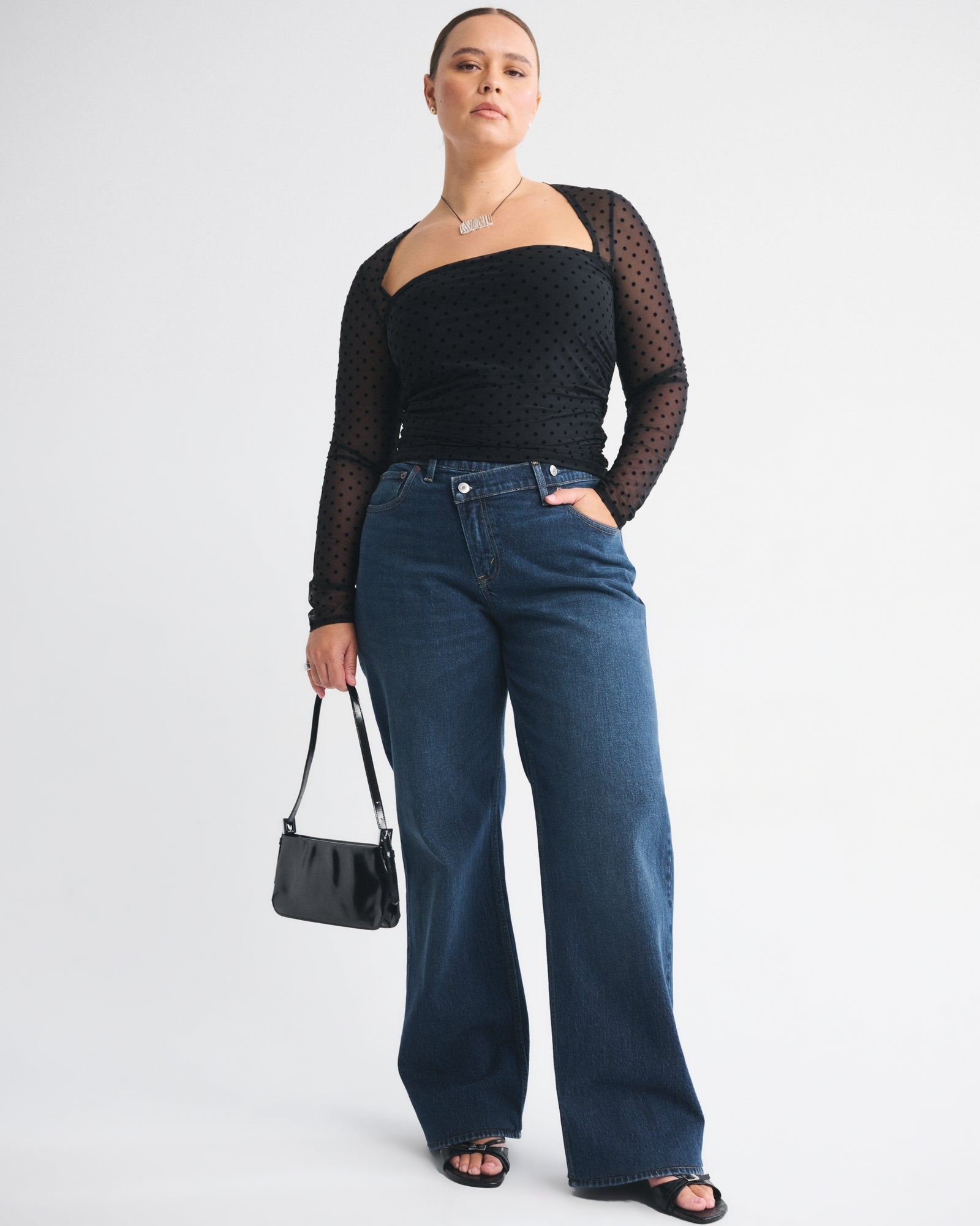 Abercrombie Curve Love High Rise 90s Relaxed Jean