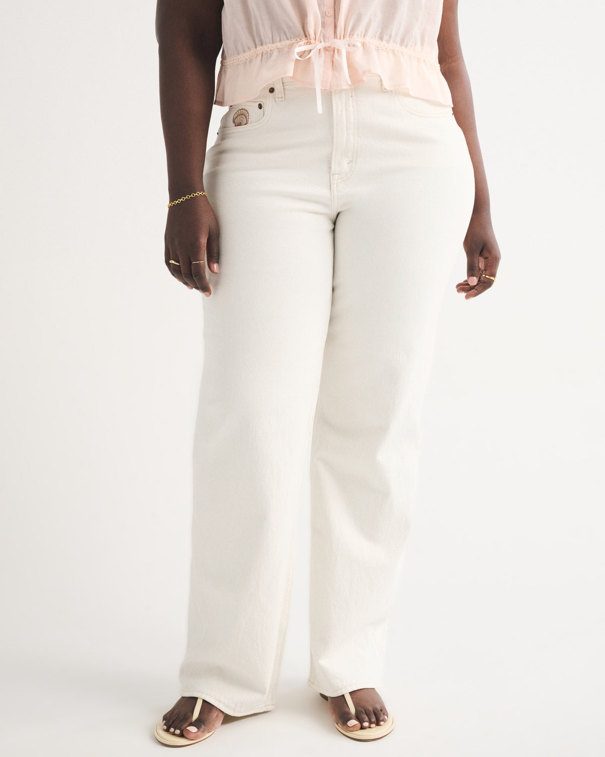 Abercrombie Curve Love High Rise 90s Relaxed Floral Embroidered Jean