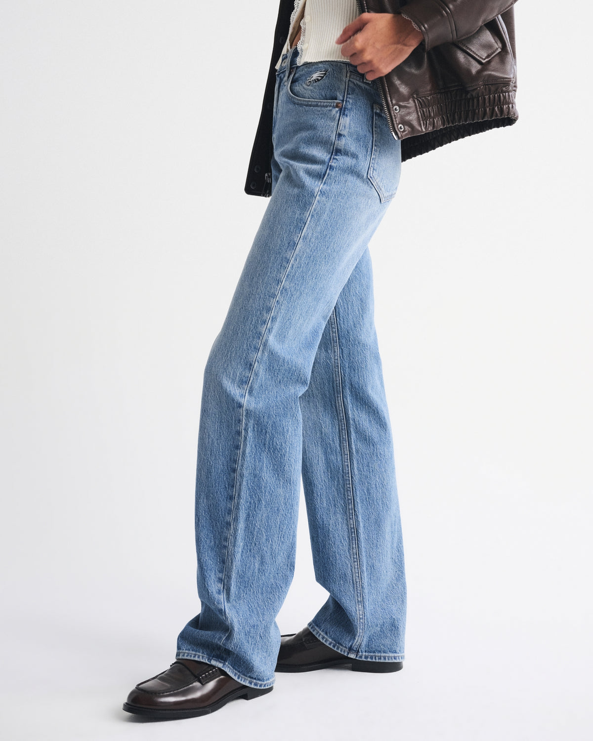 Abercrombie High Rise 90s Relaxed Dallas Cowboys Embroidered Jean