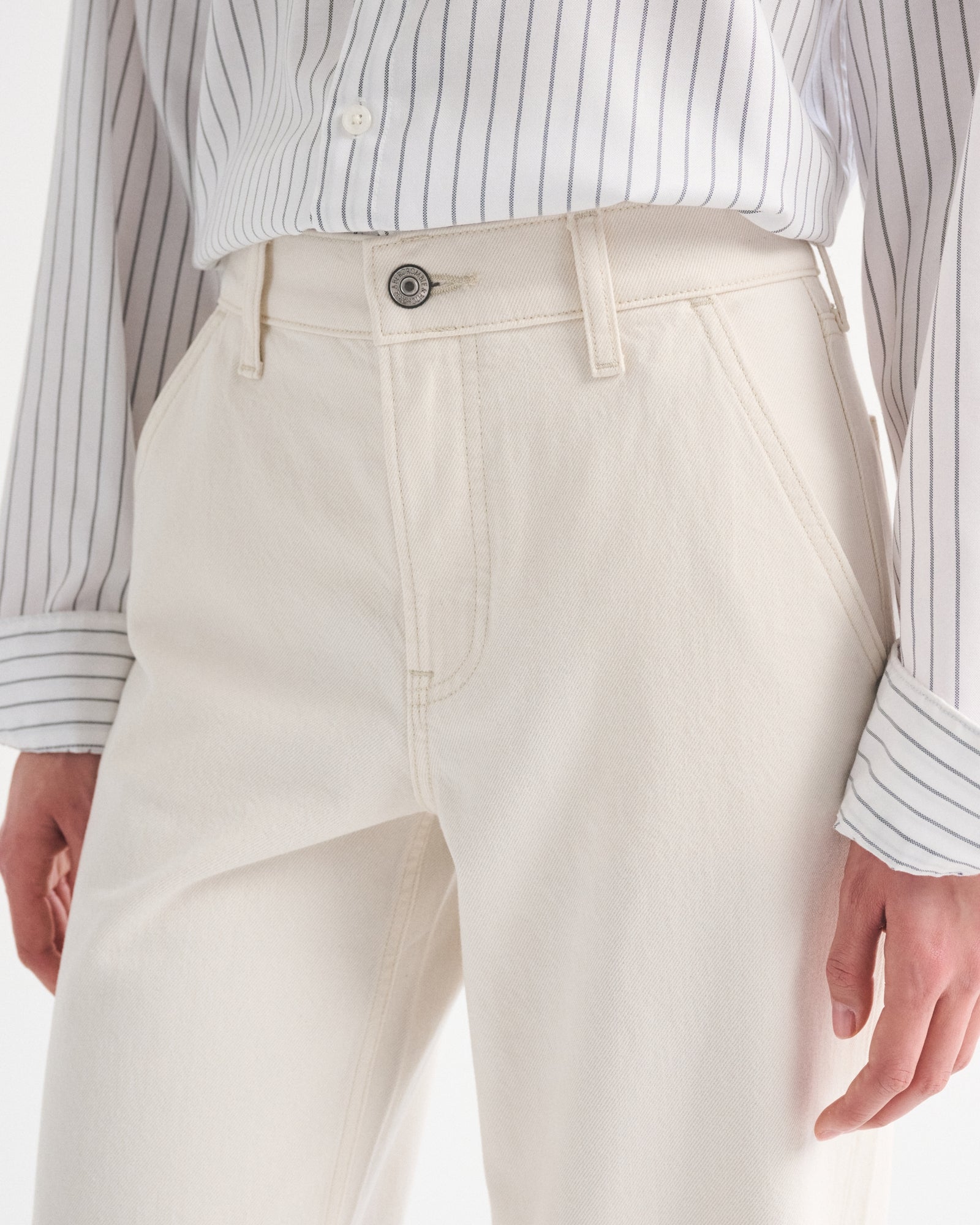 Abercrombie High Rise Wide Leg Trouser Jean