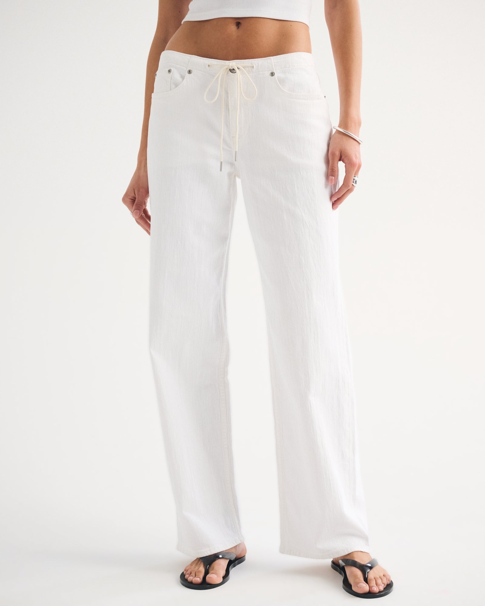 Abercrombie Linen-Blend Low Rise Ultra Loose Drawstring Jean