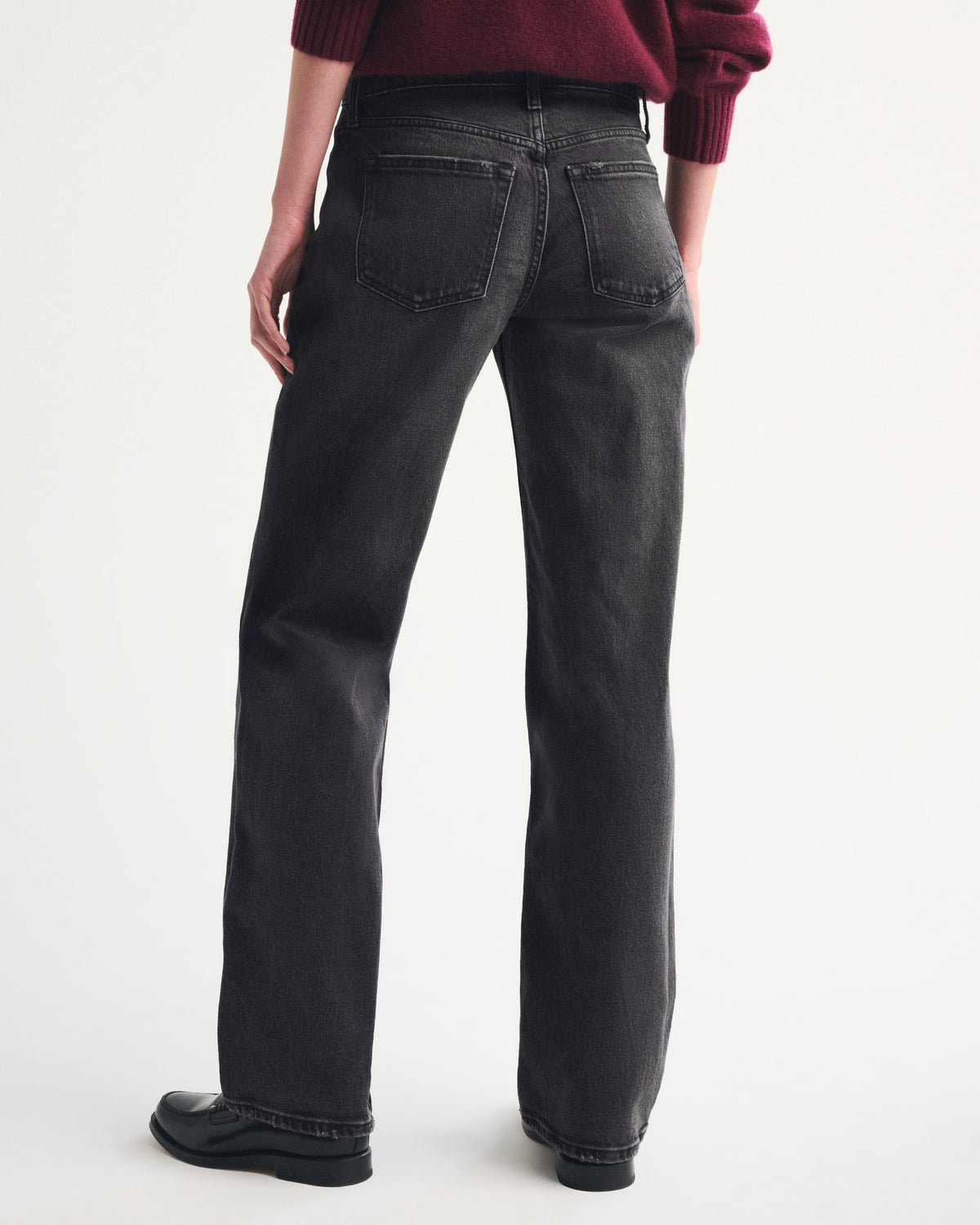 Abercrombie Low Rise 90s Relaxed Jean