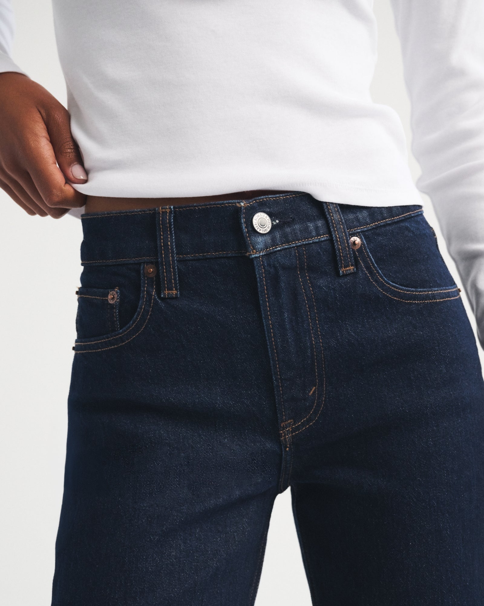 Abercrombie High Rise 90s Straight Jean
