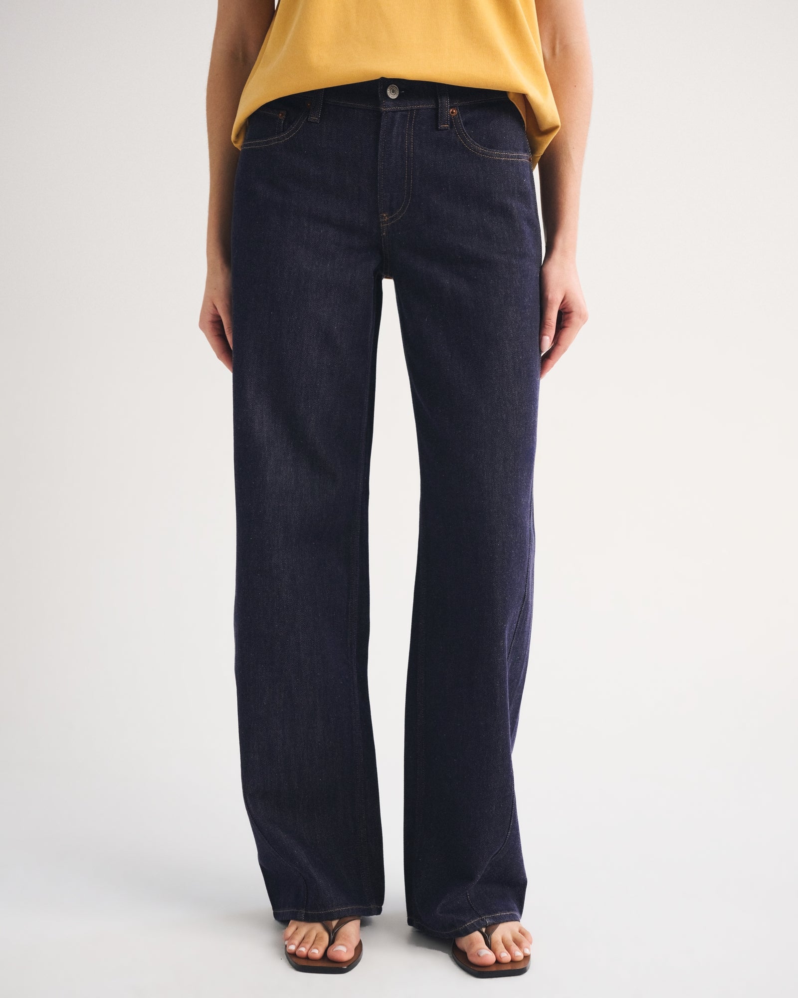 Abercrombie Low Rise Ultra Loose Cuffed Hem Jean