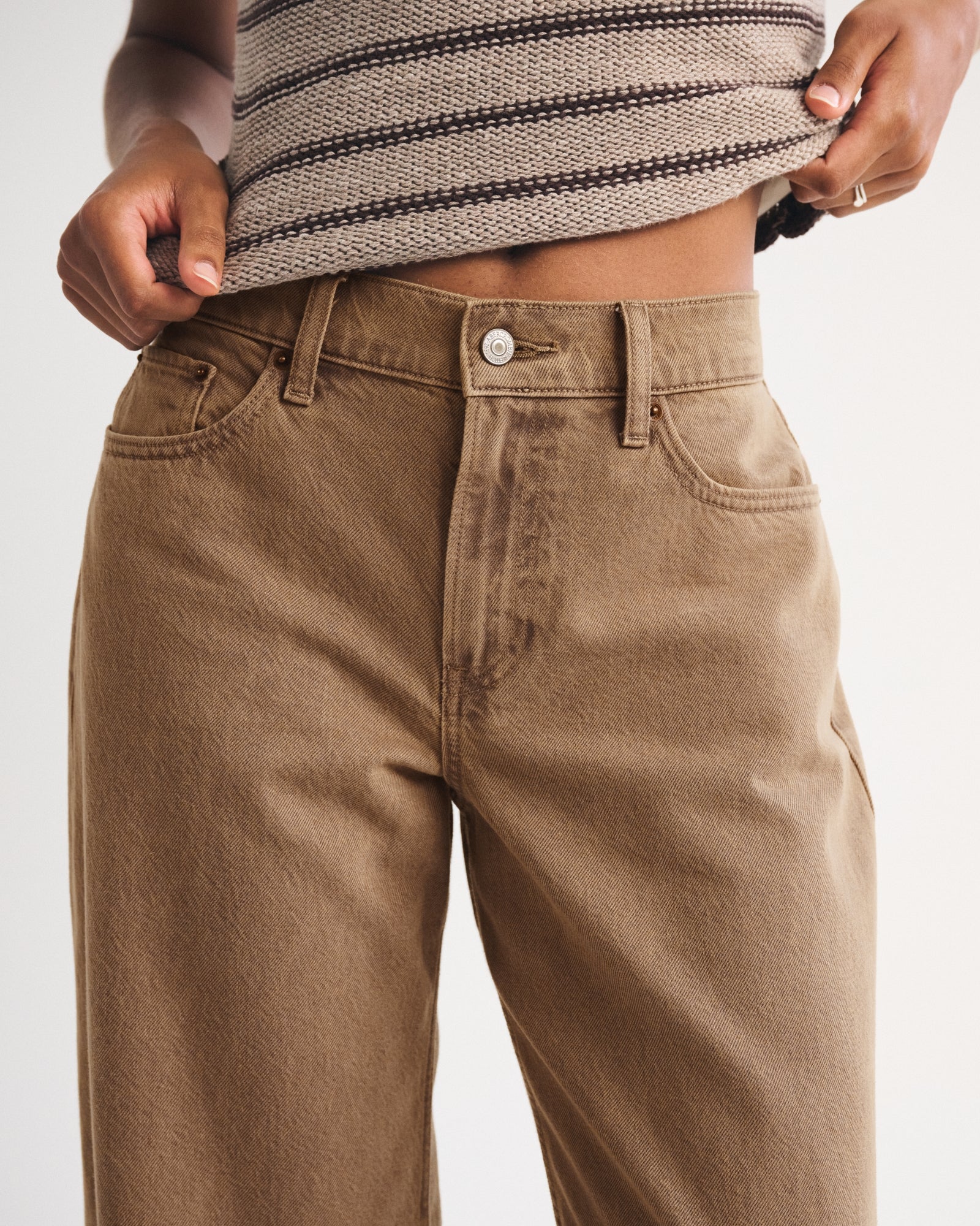 Abercrombie Curve Love Low Rise Ultra Loose Cuffed Hem Jean