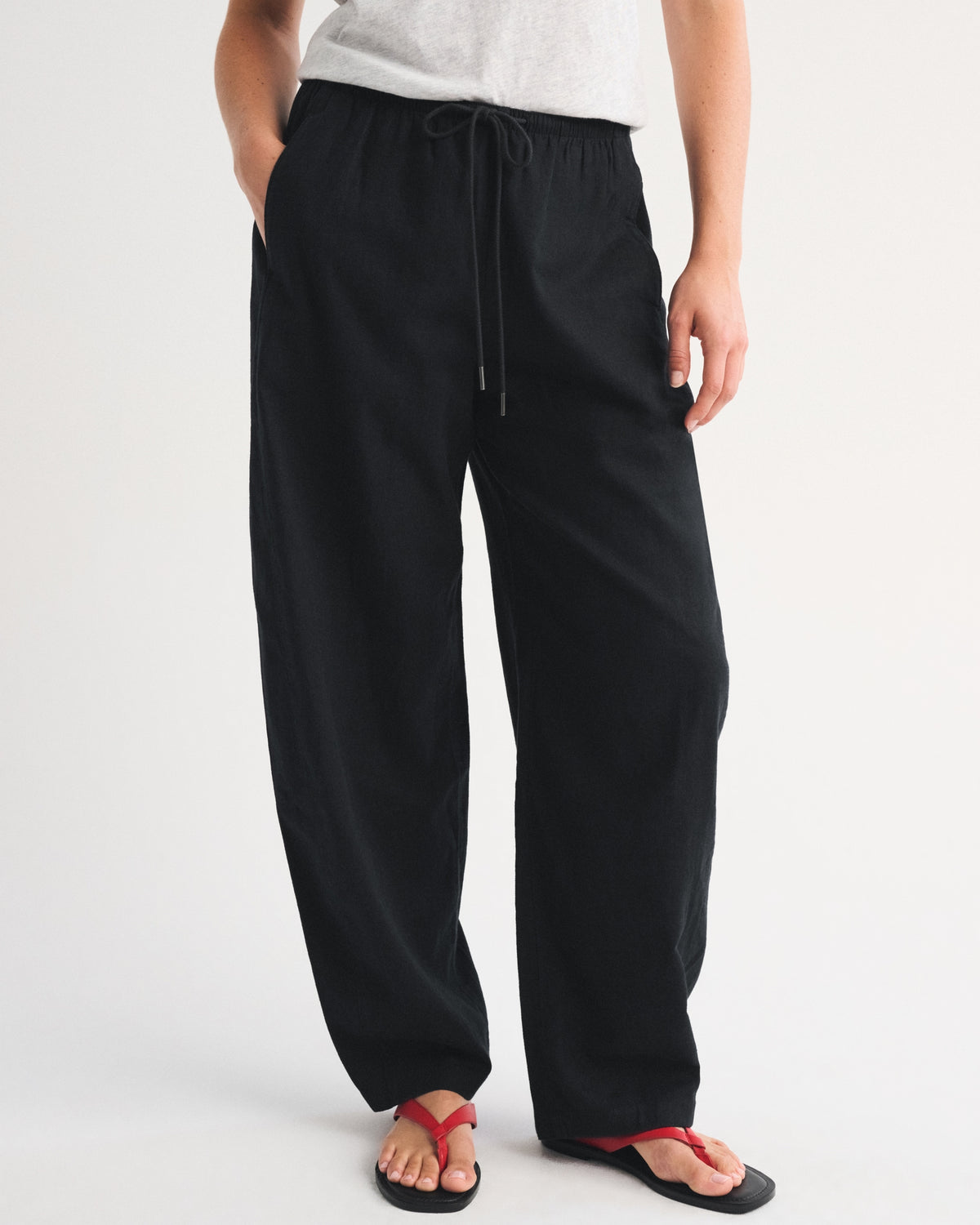 Abercrombie Linen-Blend Barrel Pull-On Pant