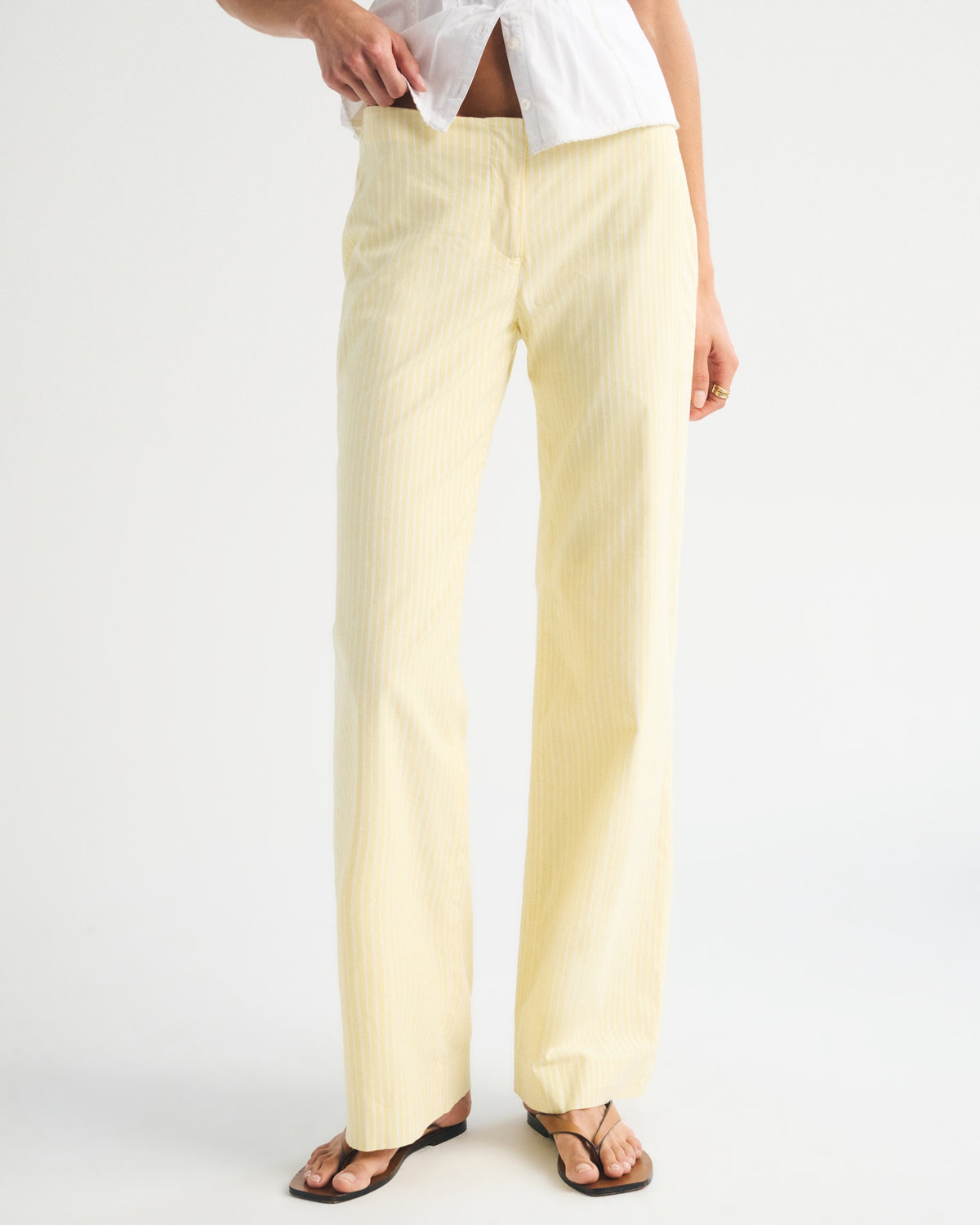 Abercrombie Clean Waist Low Rise Poplin Wide Leg Pant