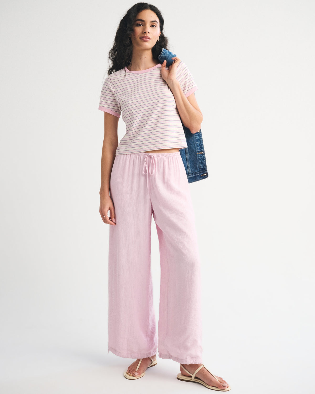 Abercrombie Convertible Crinkle Balloon Pull-On Pant