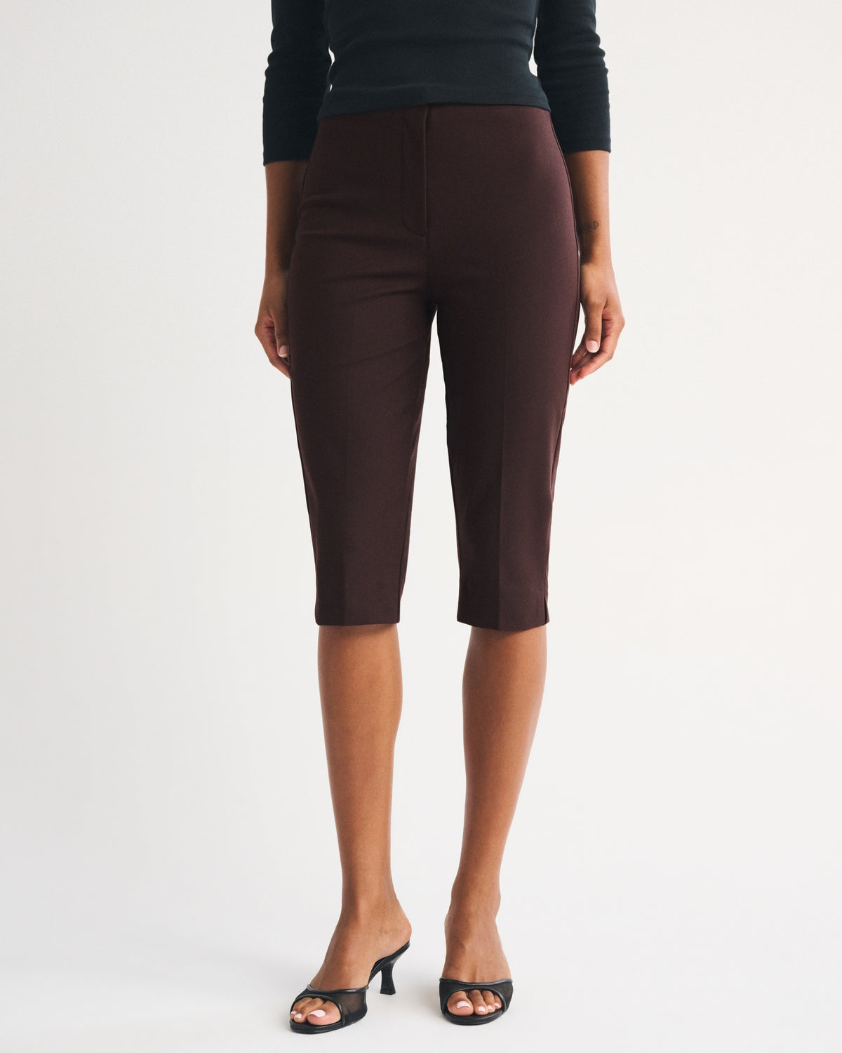 Abercrombie Curve Love A&F Forme Capri Pant