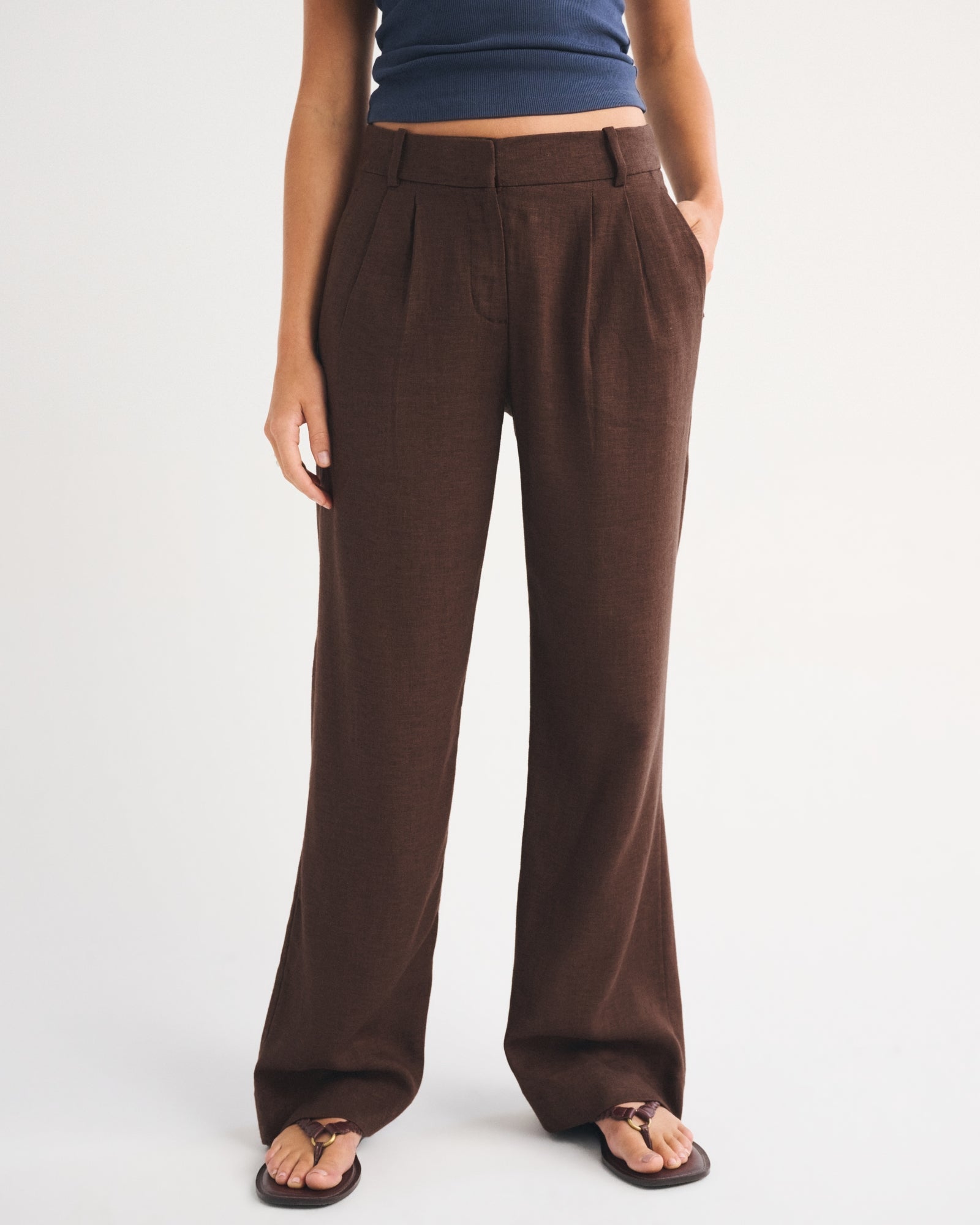 Abercrombie A&F Sloane Low Rise Linen-Blend Tailored Wide Leg Pant
