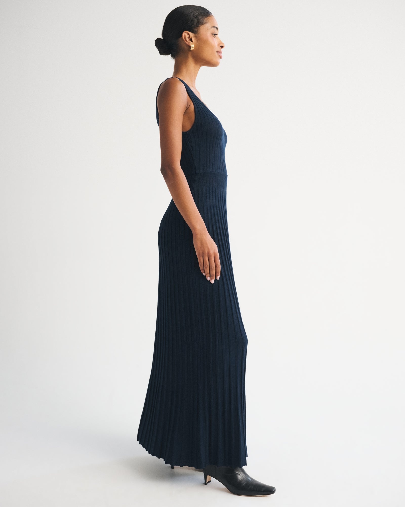 Abercrombie Pleated Maxi Sweater Dress