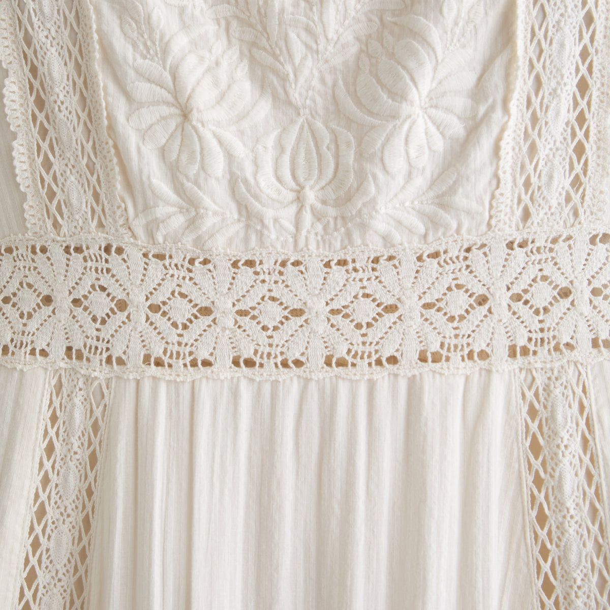 Abercrombie Puff Sleeve Lace-Pieced Maxi Dress