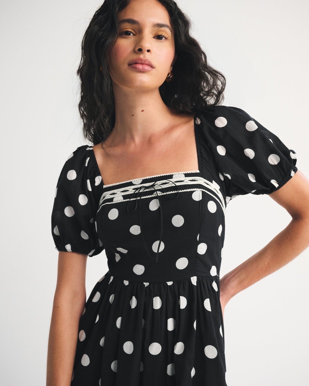 Abercrombie A&F Emerson Puff Sleeve Midi Dress