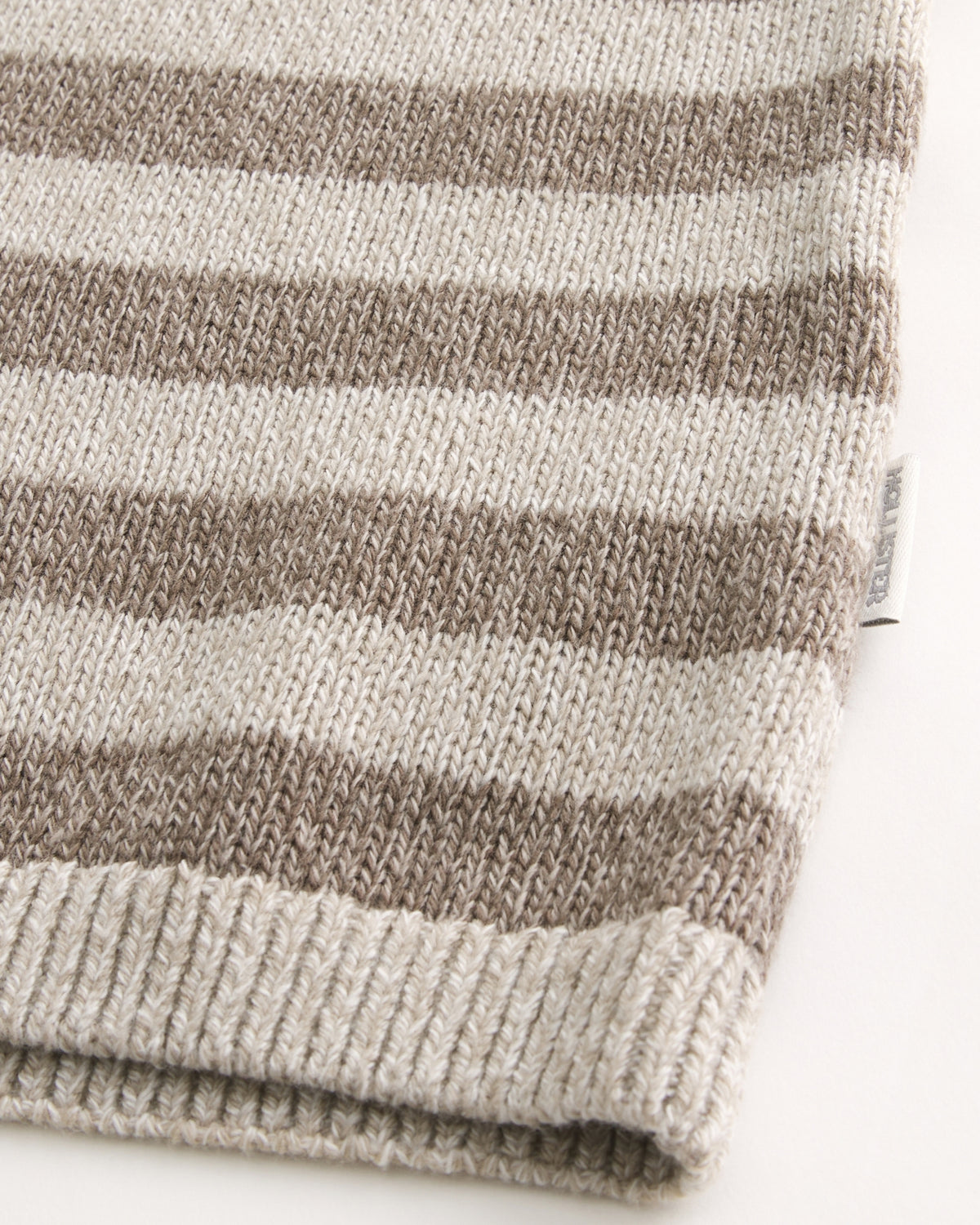 #color_light-brown-stripe