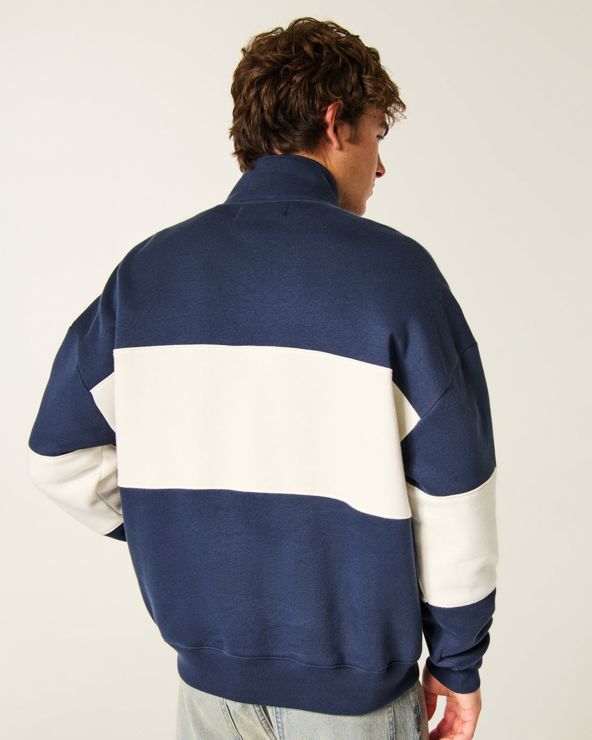 Hollister Boxy Zip-Up Logo Sweatshirt