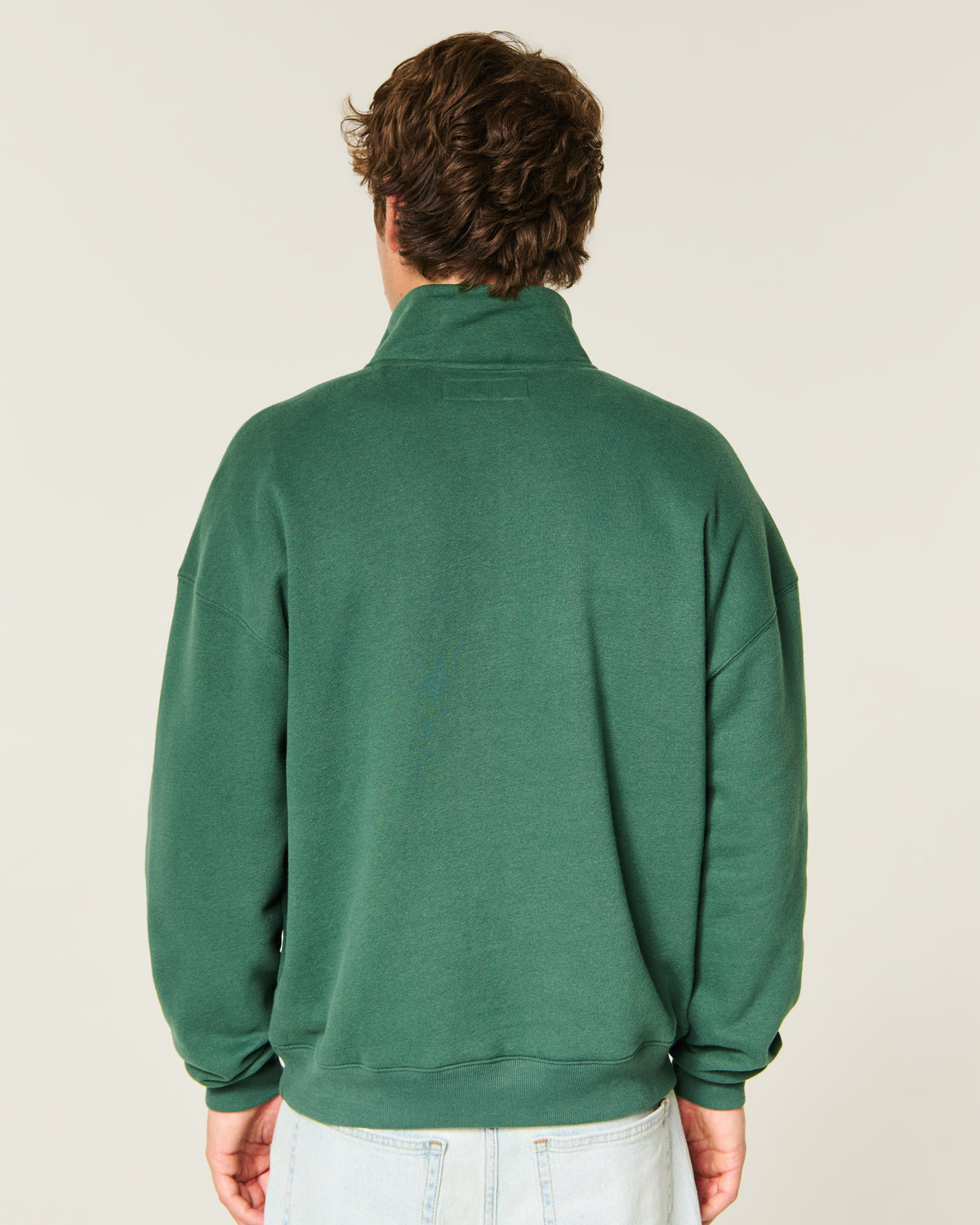 Hollister Hollister Feel Good Boxy Quarter-Zip Logo Sweatshirt