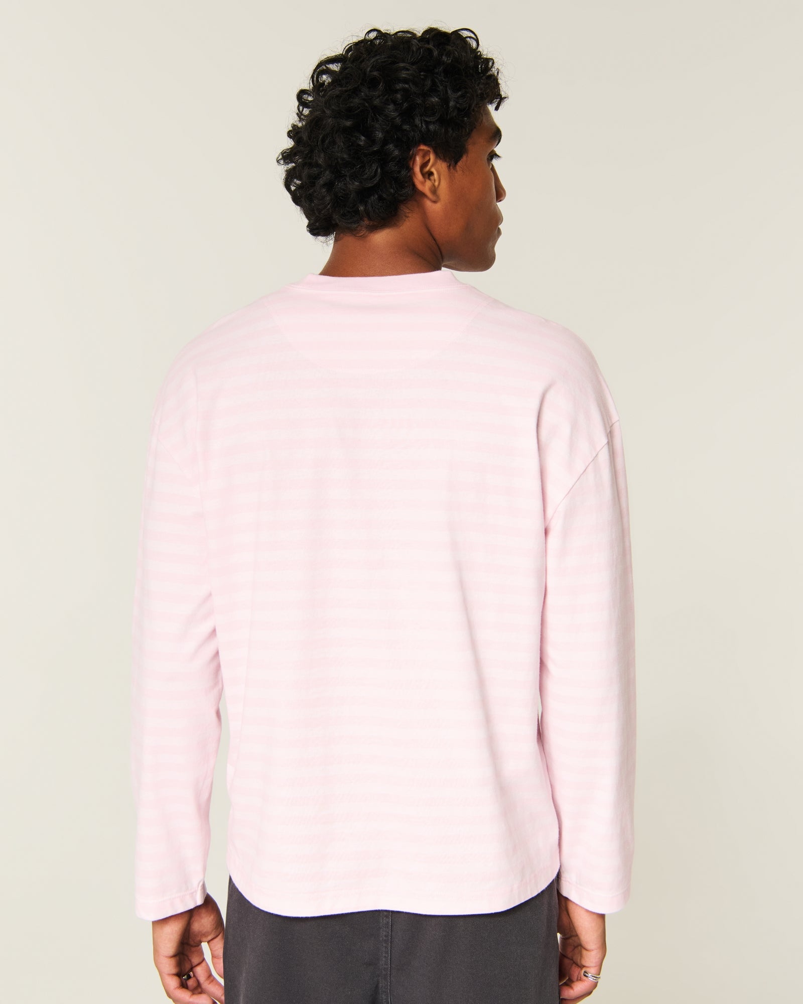 Hollister Boxy Heavyweight Long-Sleeve Crew T-Shirt