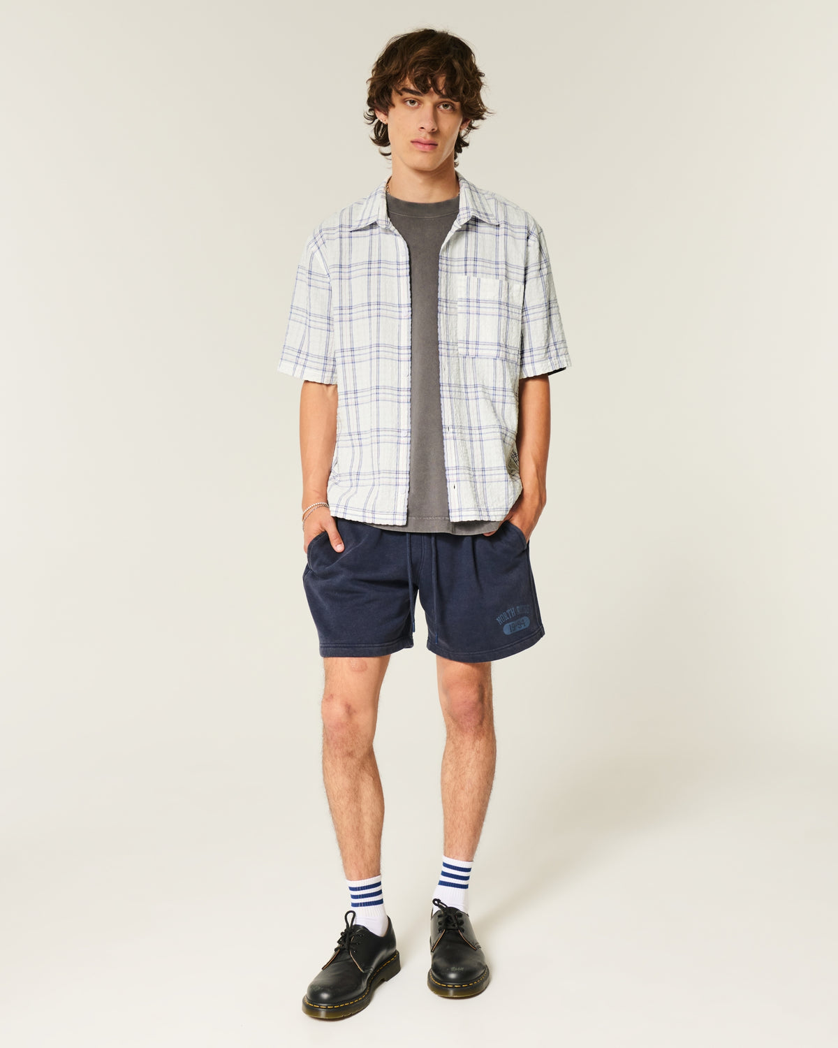 #color_white-plaid
