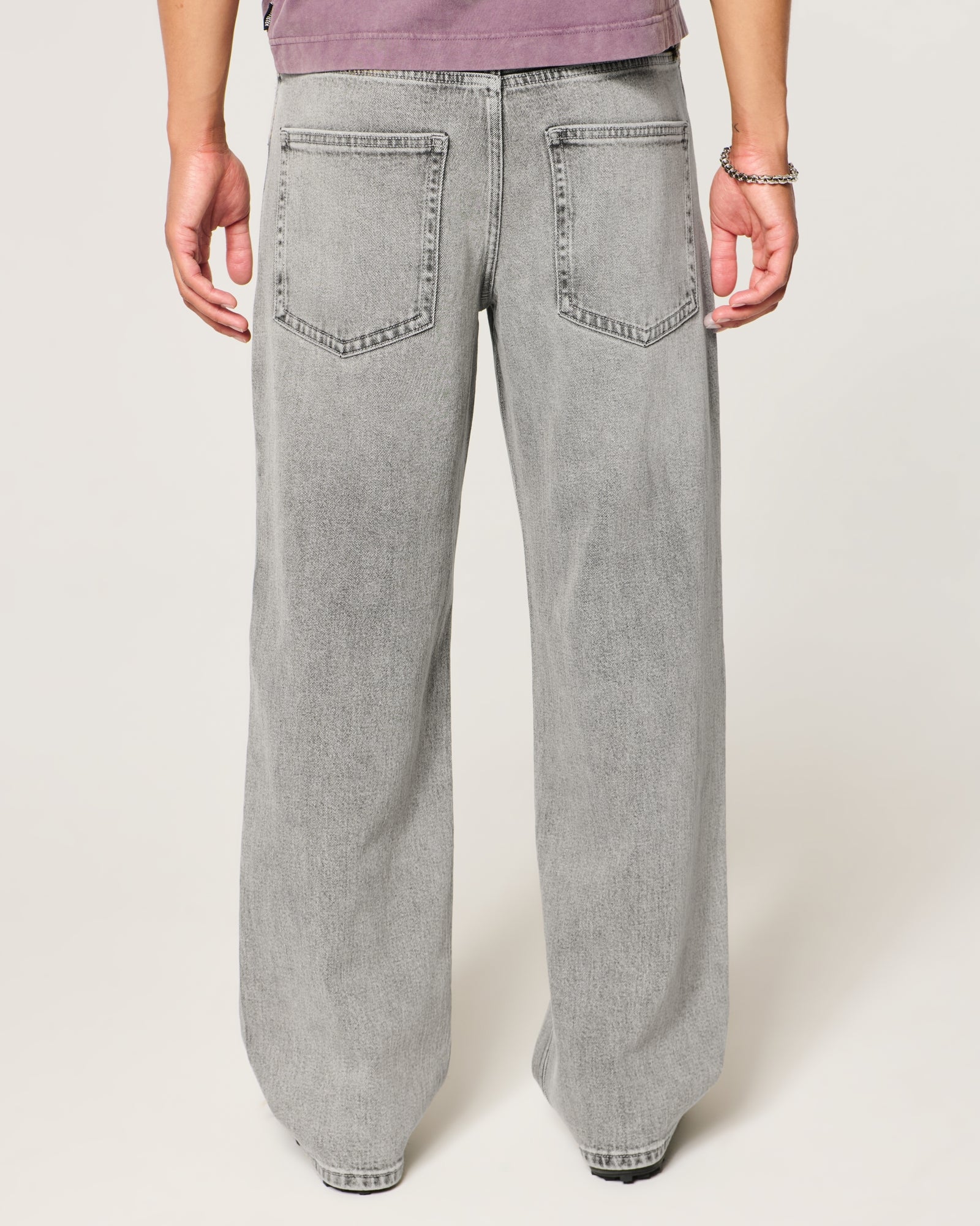 Hollister Low-Rise Baggy Jeans