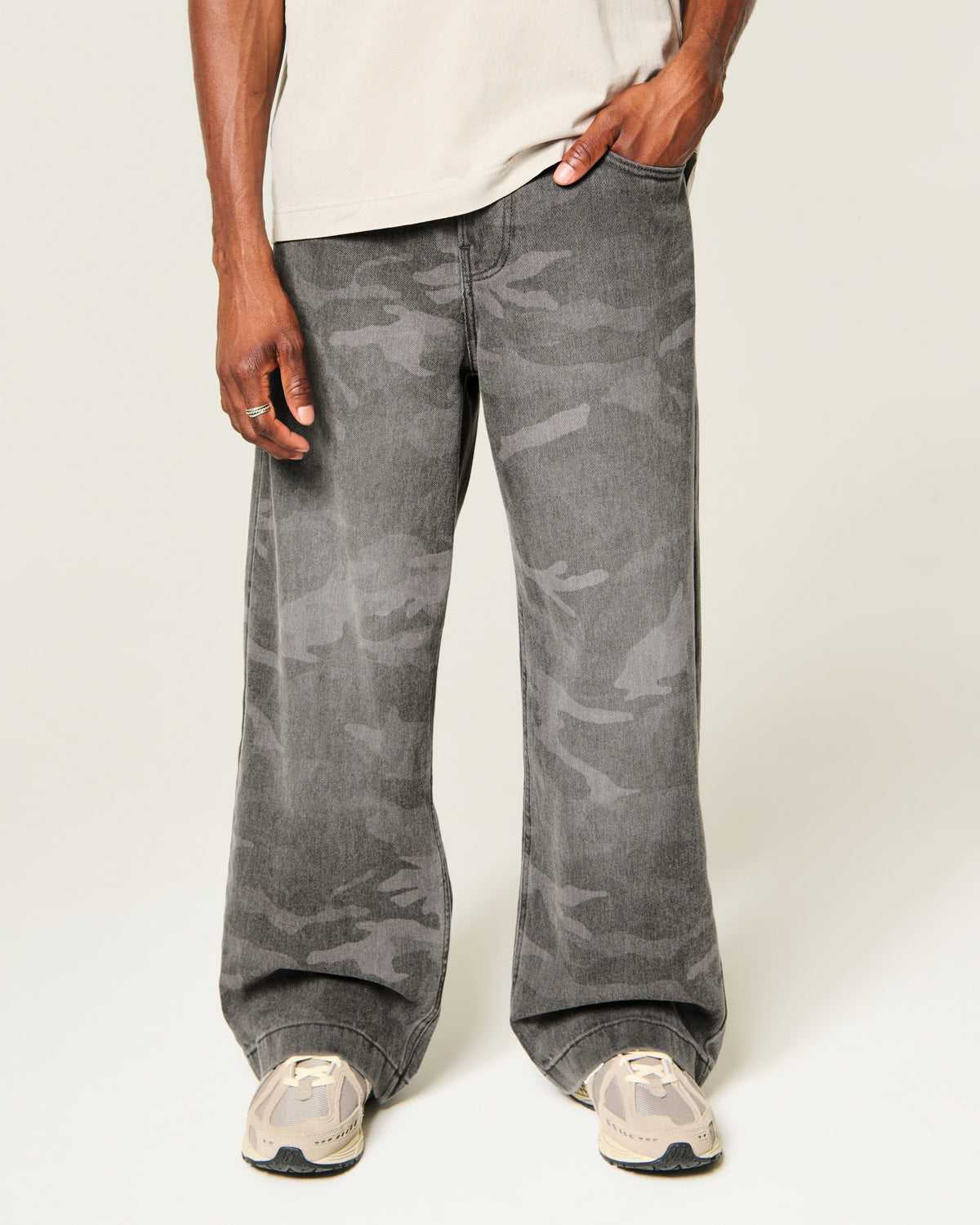 Hollister Camo Super Baggy Jeans