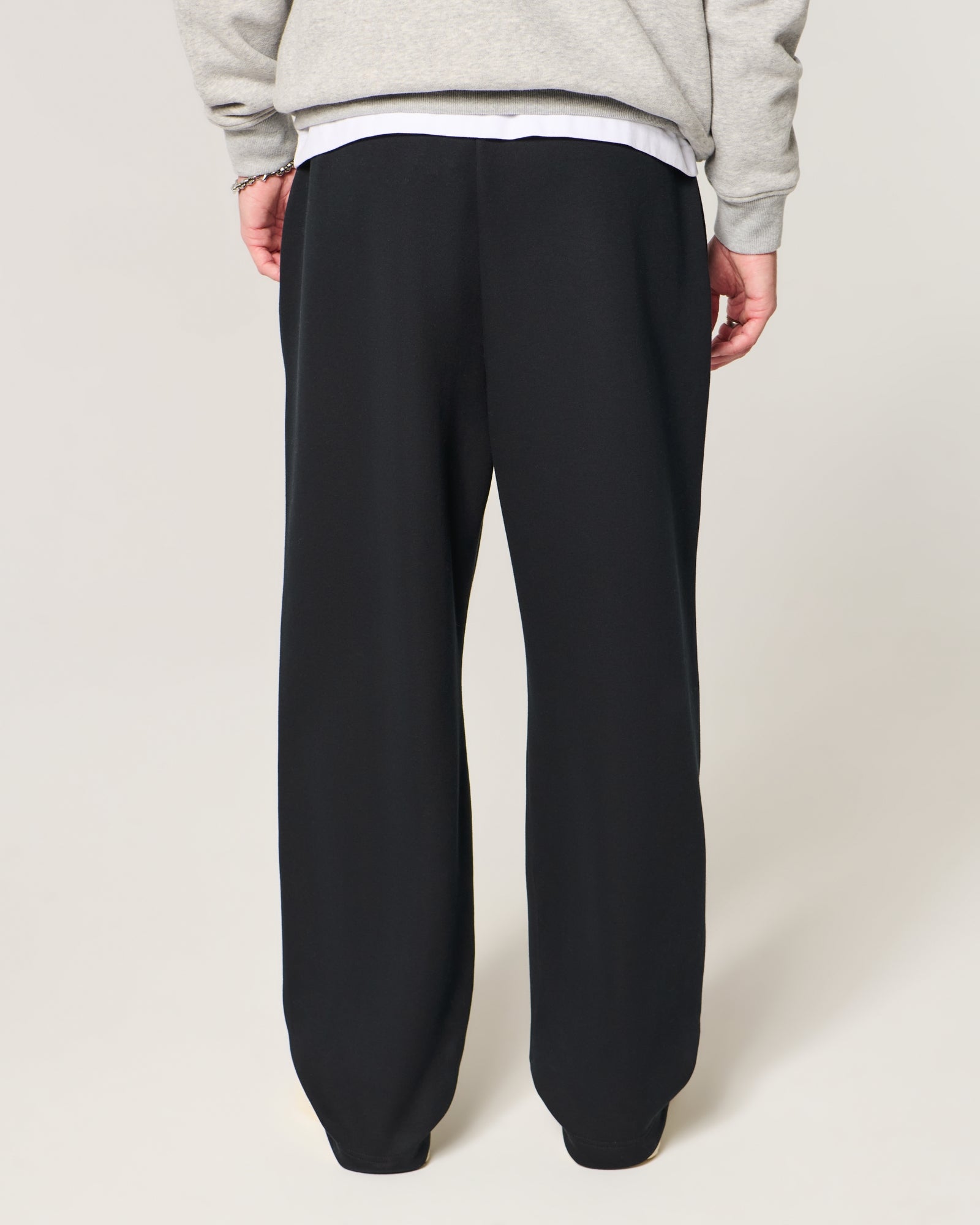 Hollister Baggy Everyday Cooling Sweatpants
