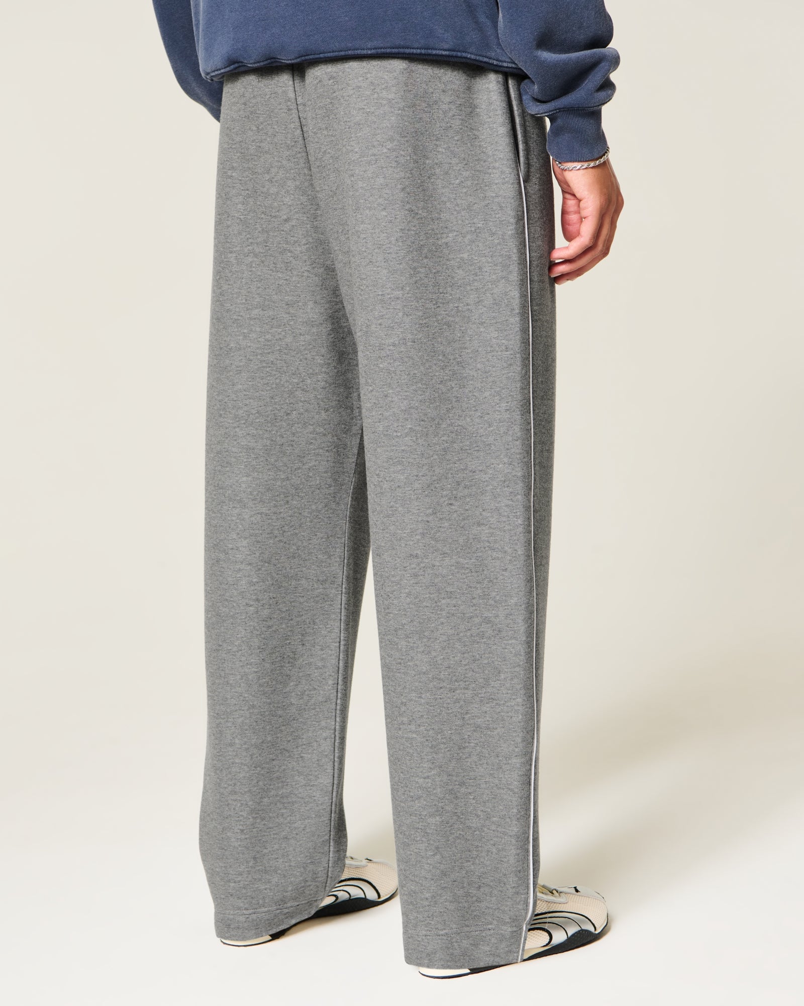 Hollister Baggy Everyday Cooling Sweatpants