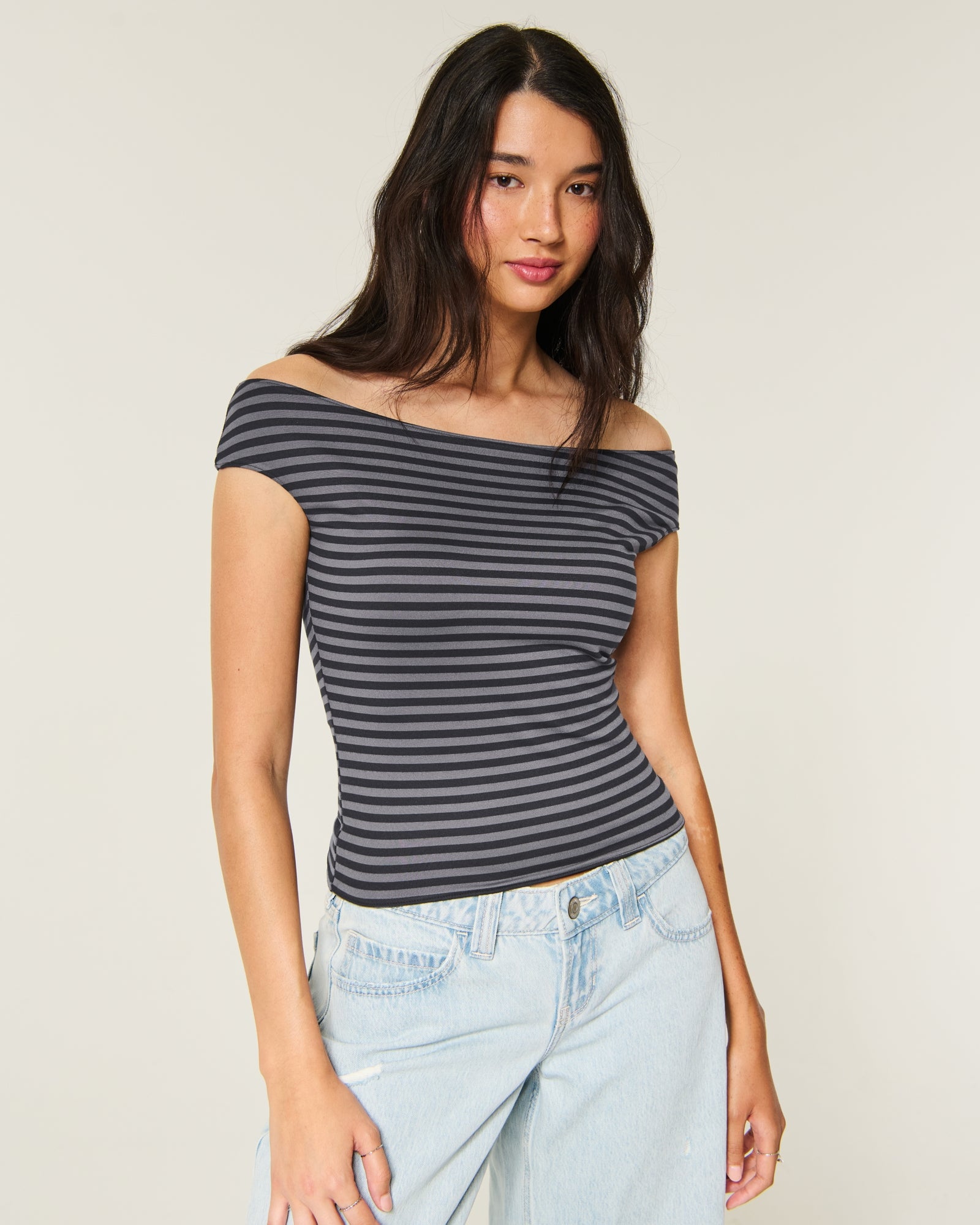 Hollister Reversible Off-the-Shoulder Seamless Fabric Top