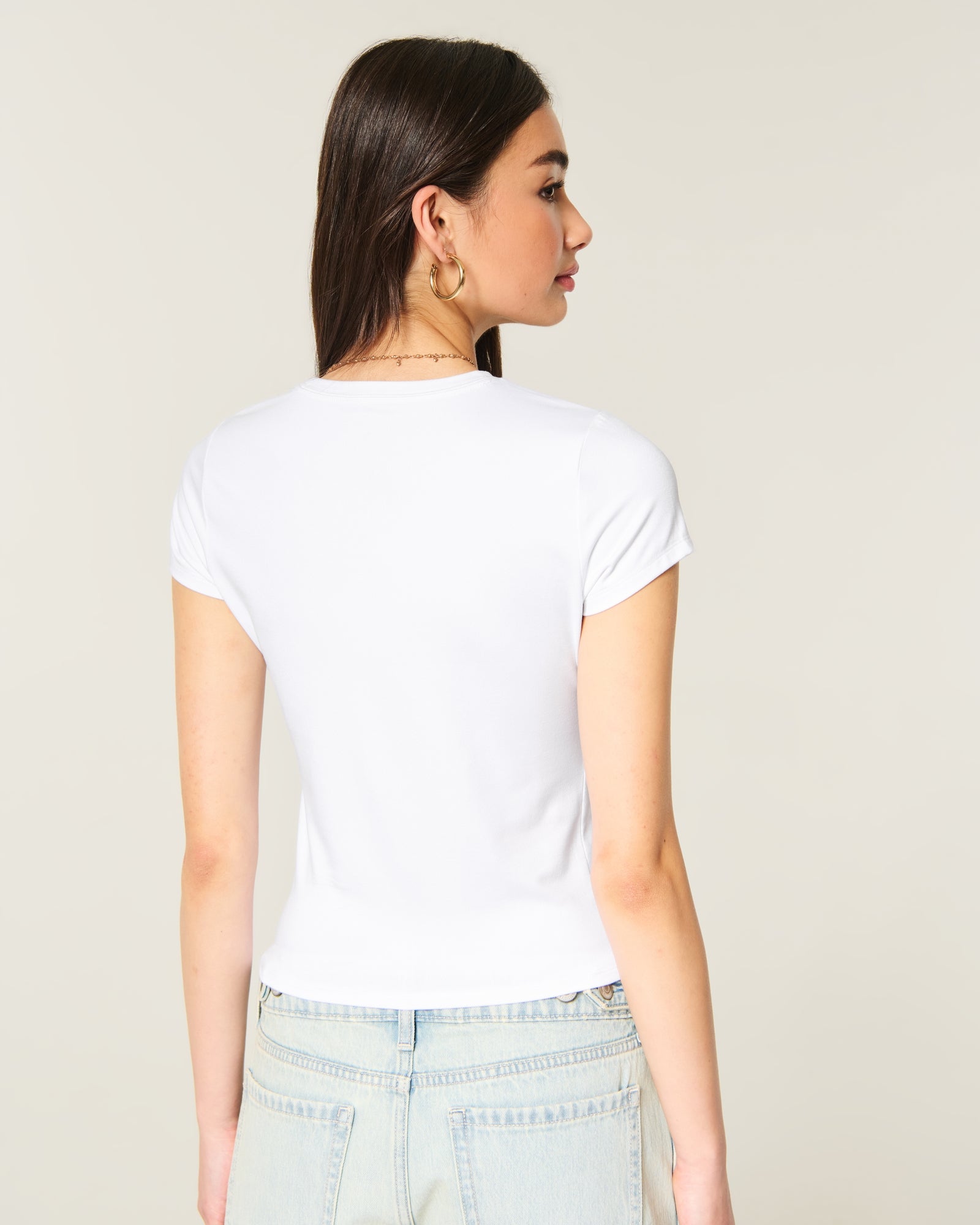 Hollister Smooth Seamless Fabric Crew Baby Tee