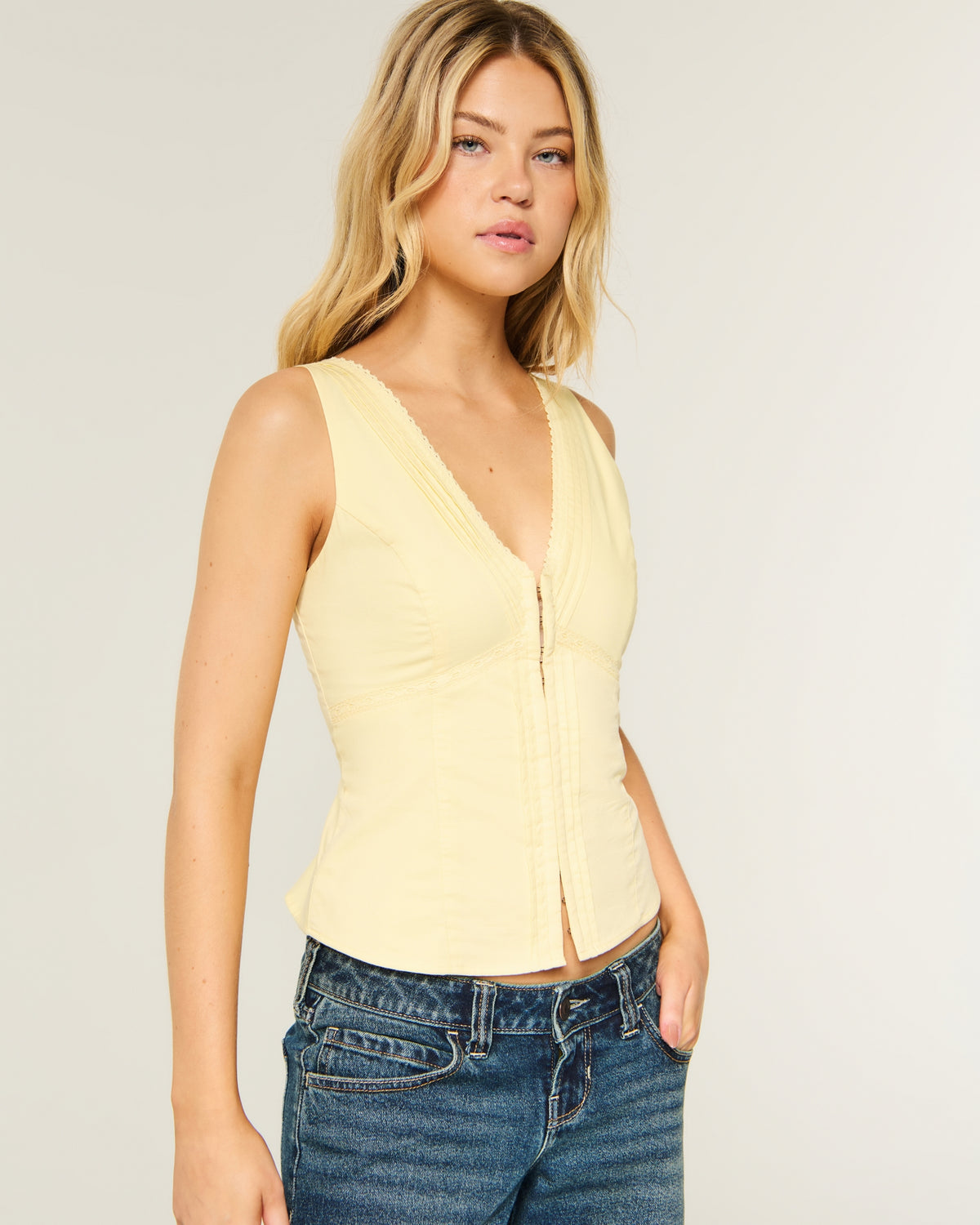 Hollister Hook & Eye Lace Trim Tank