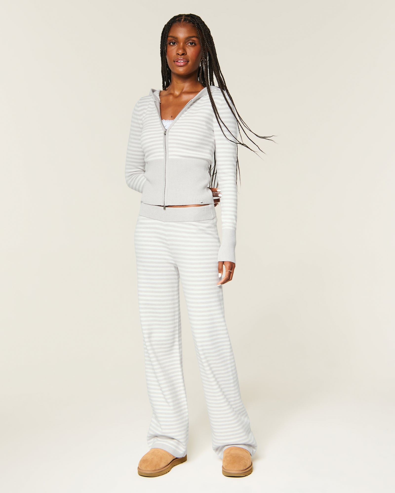 Hollister Low-Rise Sweater-Knit Straight Pants