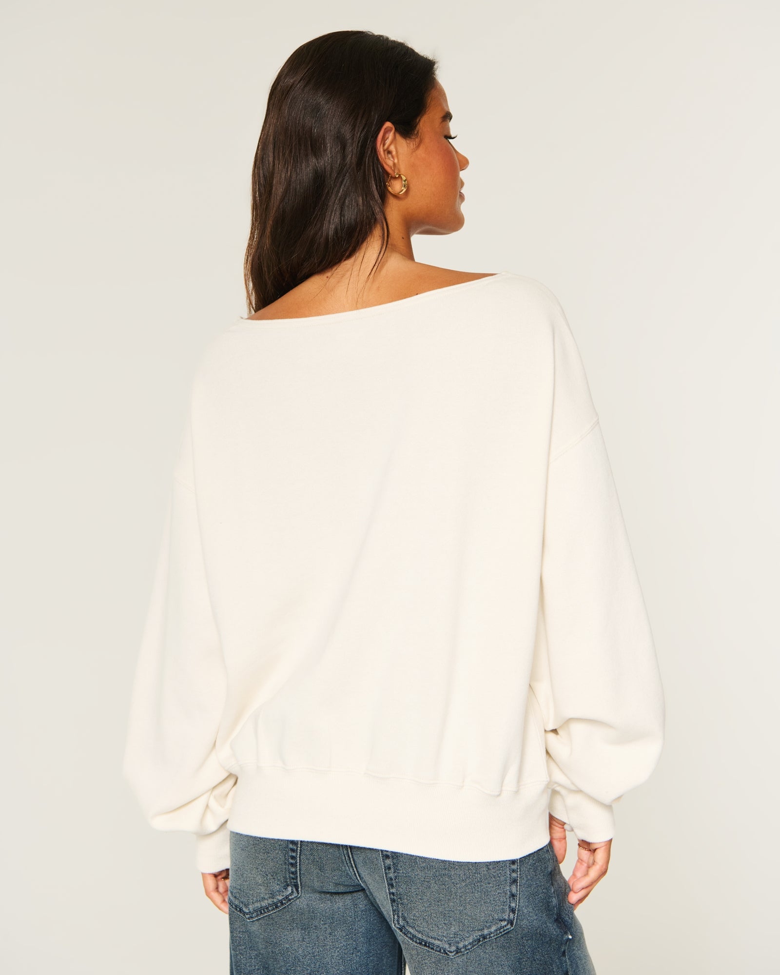 Hollister Hollister Feel Good Easy Off-the-Shoulder Sweatshirt