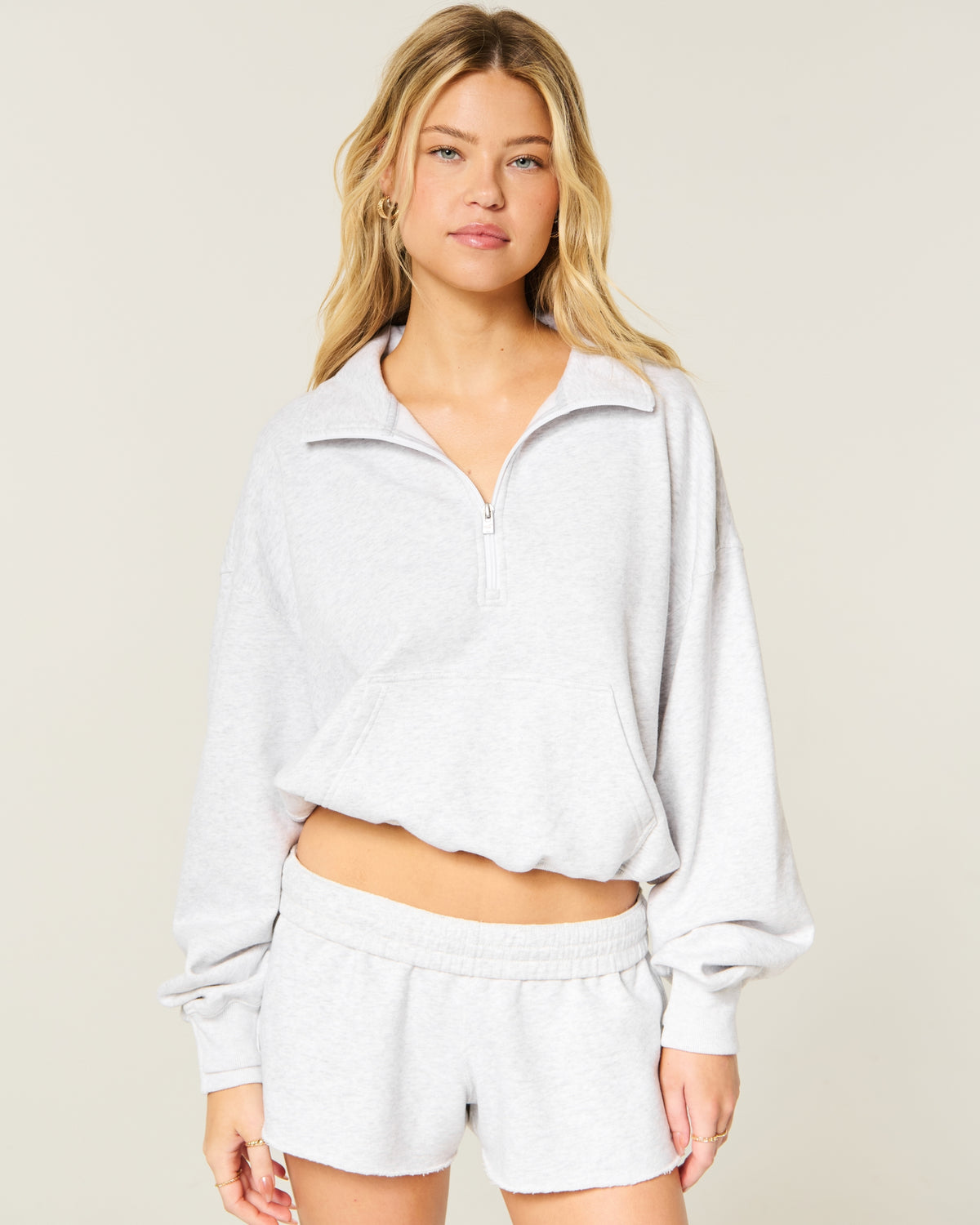 Hollister Hollister Feel Good Half-Zip Sweatshirt