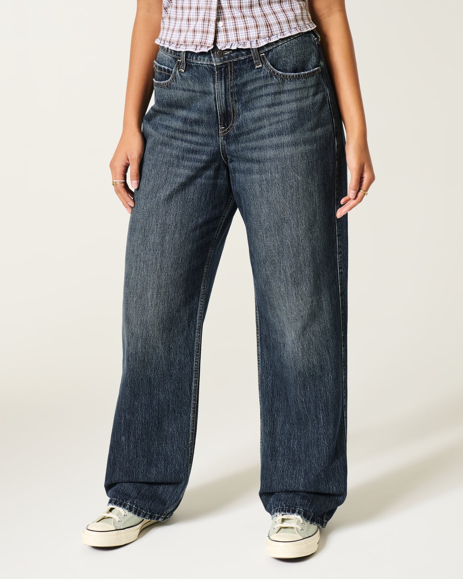 Hollister High-Rise Baggy Jeans