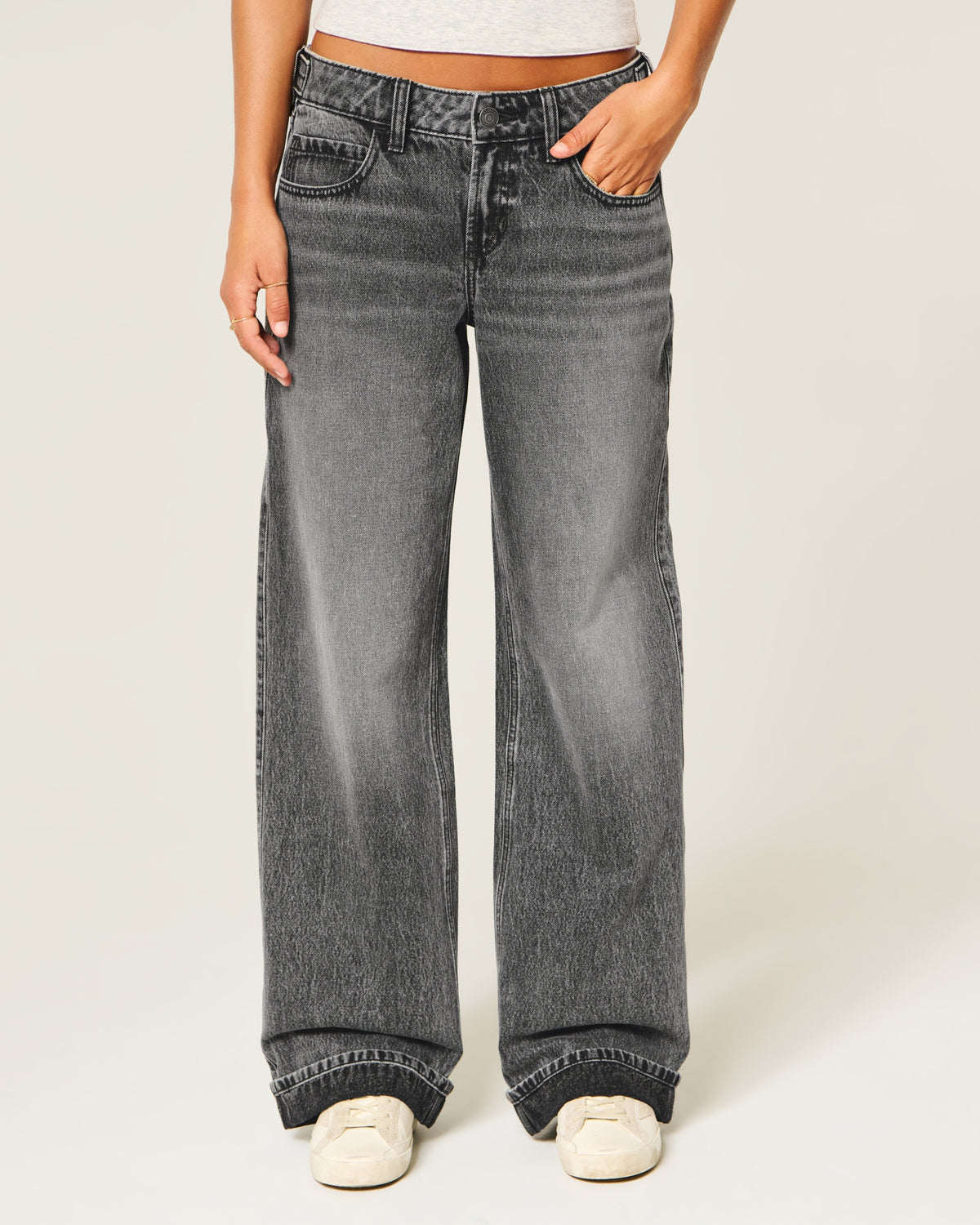 Hollister Hollister Andi Adjustable Waist Low-Rise Baggy Jeans