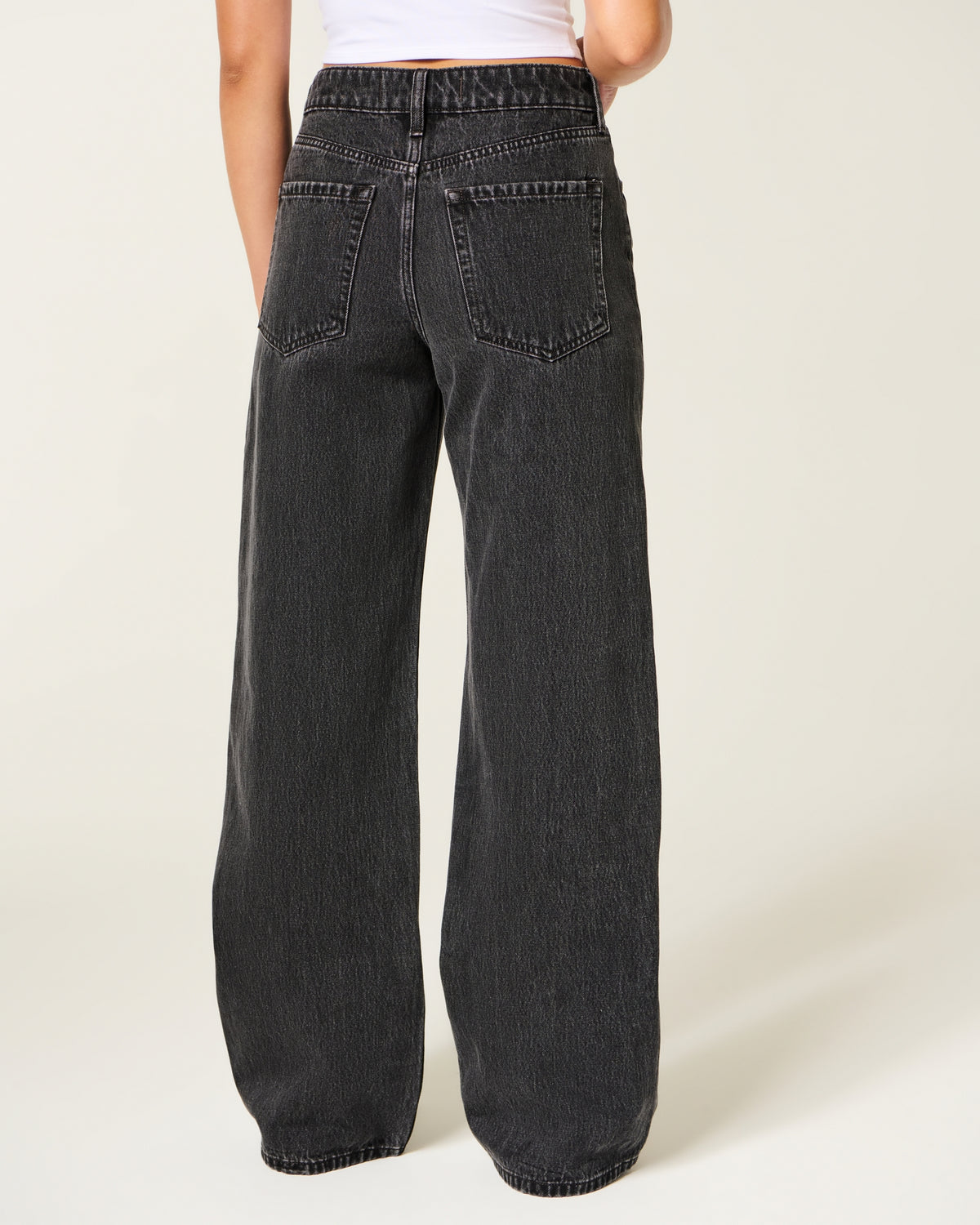 Hollister High-Rise Baggy Jeans