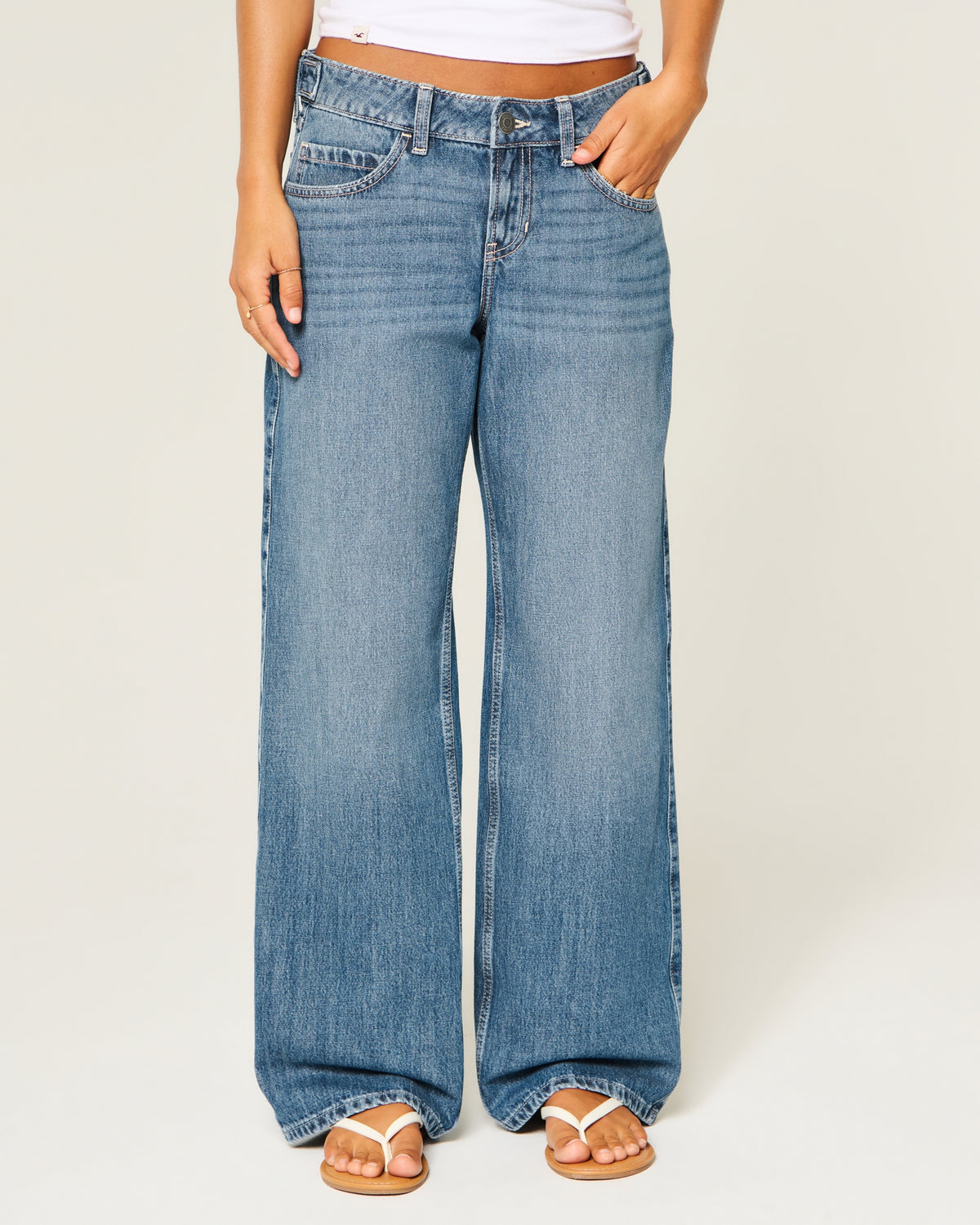 Hollister Hollister Andi Adjustable Waist Low-Rise Baggy Jeans